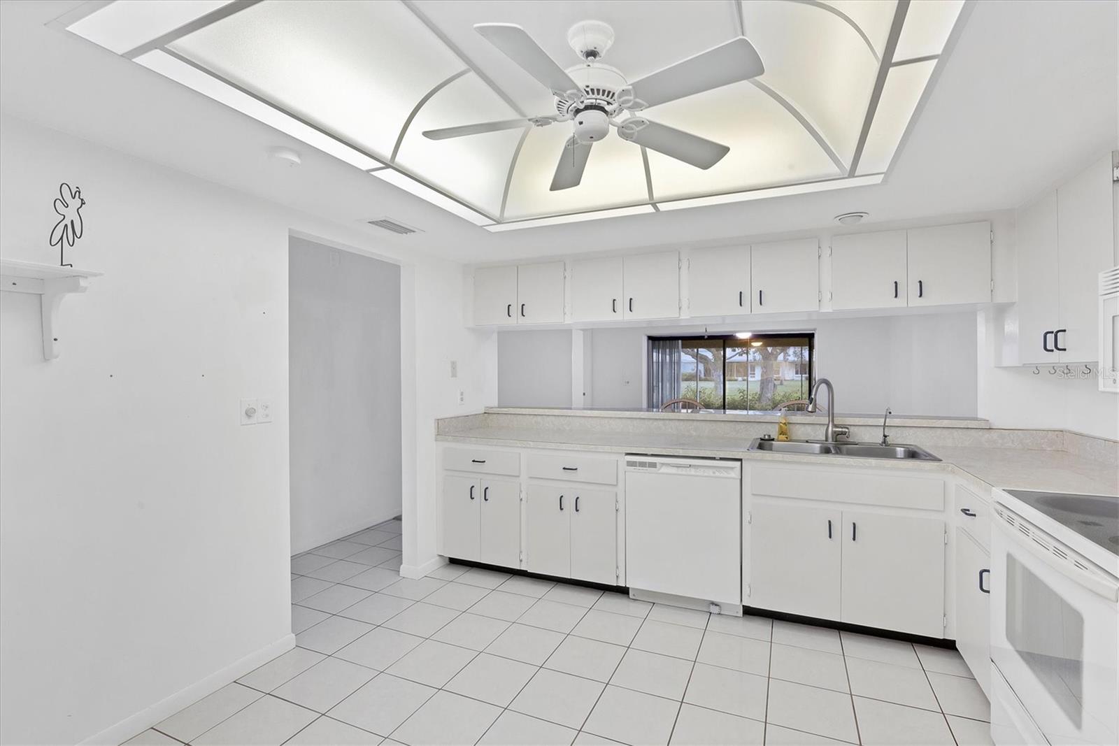 Image 17 of 48 For 3909 Center Gate Circle 5