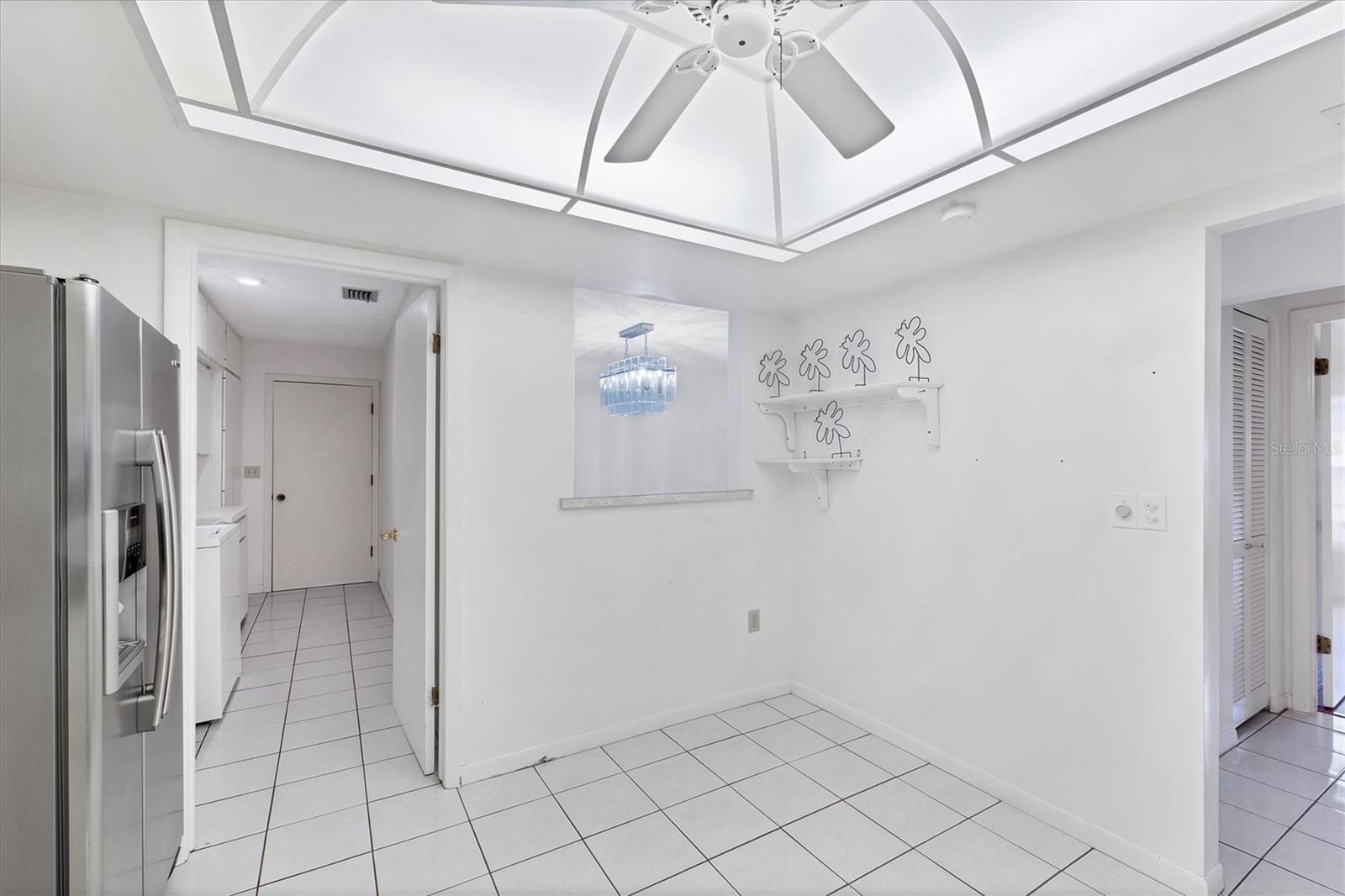 Image 19 of 48 For 3909 Center Gate Circle 5