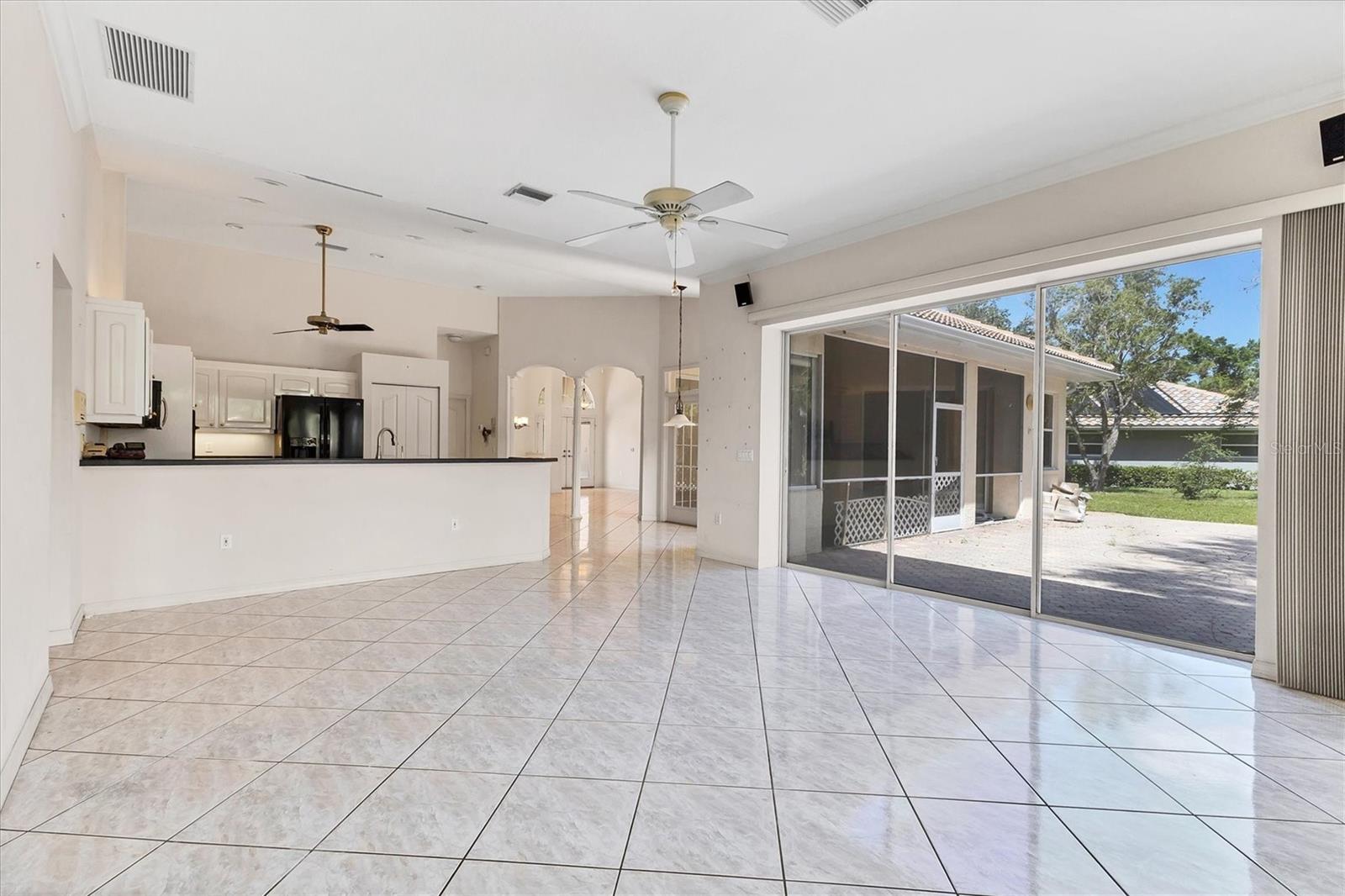 Image 12 of 37 For 4852 Jacaranda Heights Drive