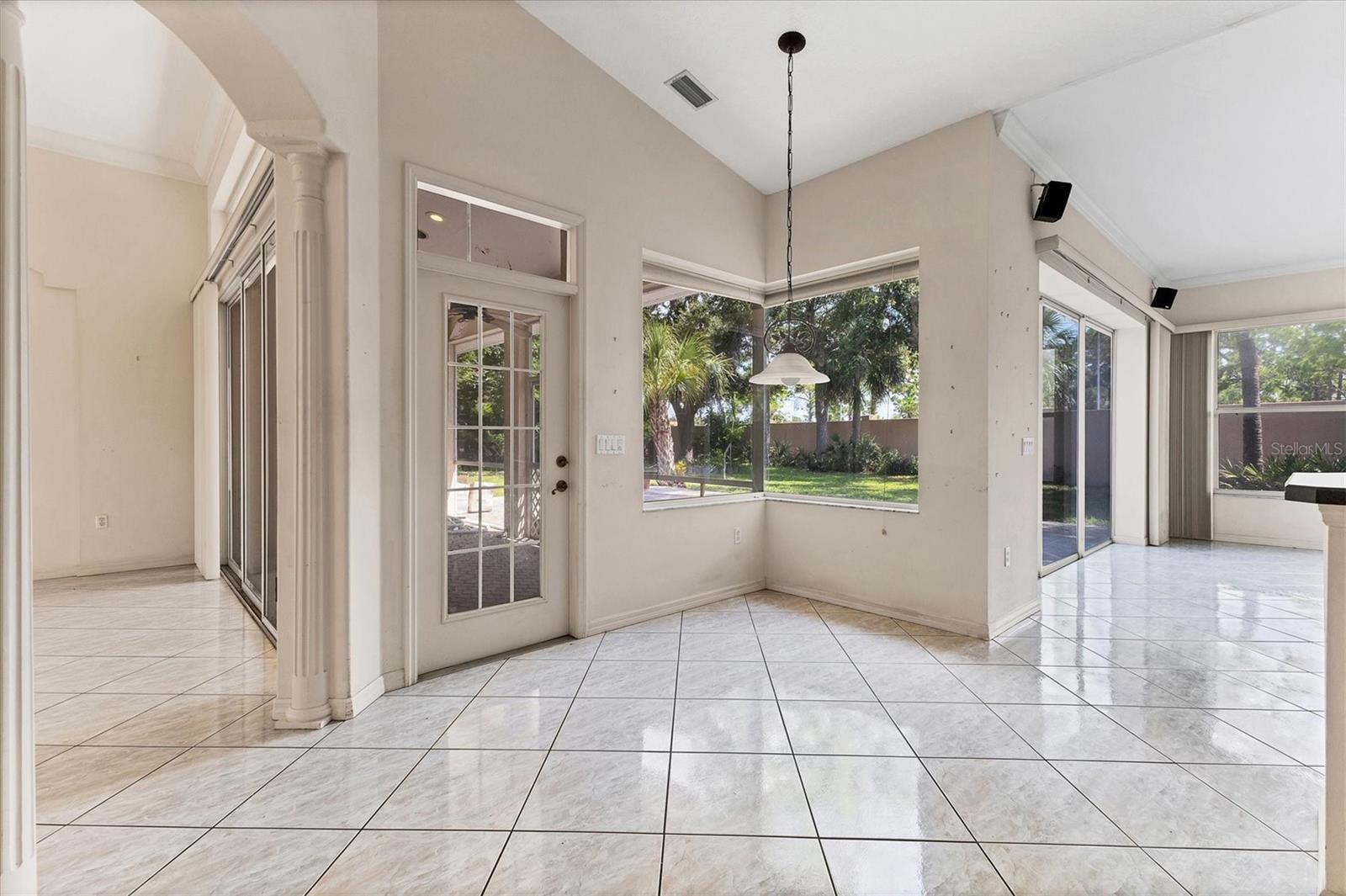 Image 17 of 37 For 4852 Jacaranda Heights Drive