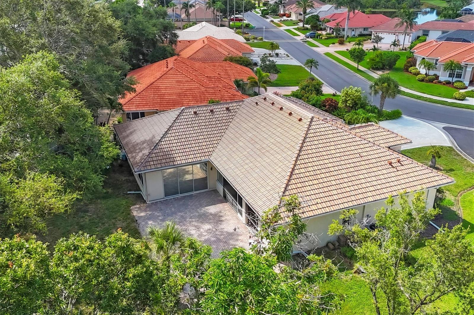 Image 32 of 37 For 4852 Jacaranda Heights Drive