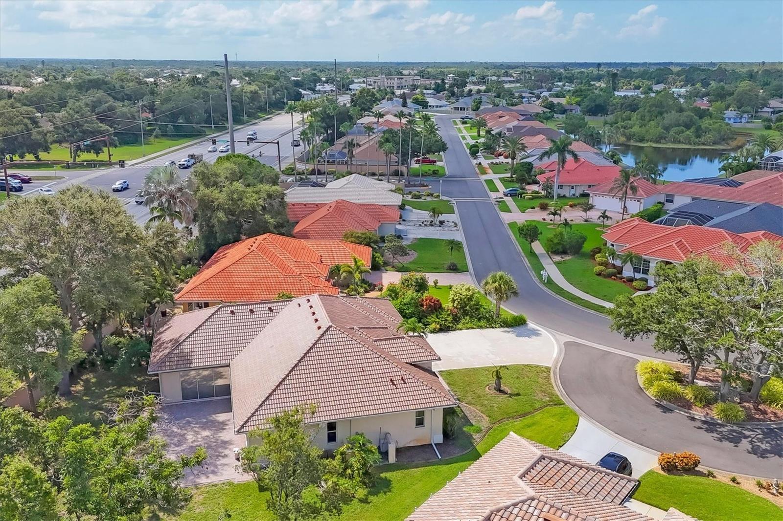 Image 33 of 37 For 4852 Jacaranda Heights Drive