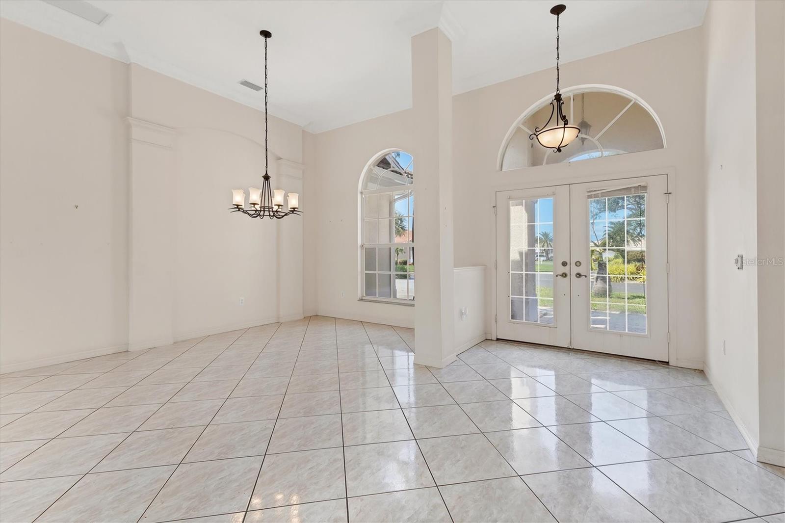 Image 6 of 37 For 4852 Jacaranda Heights Drive