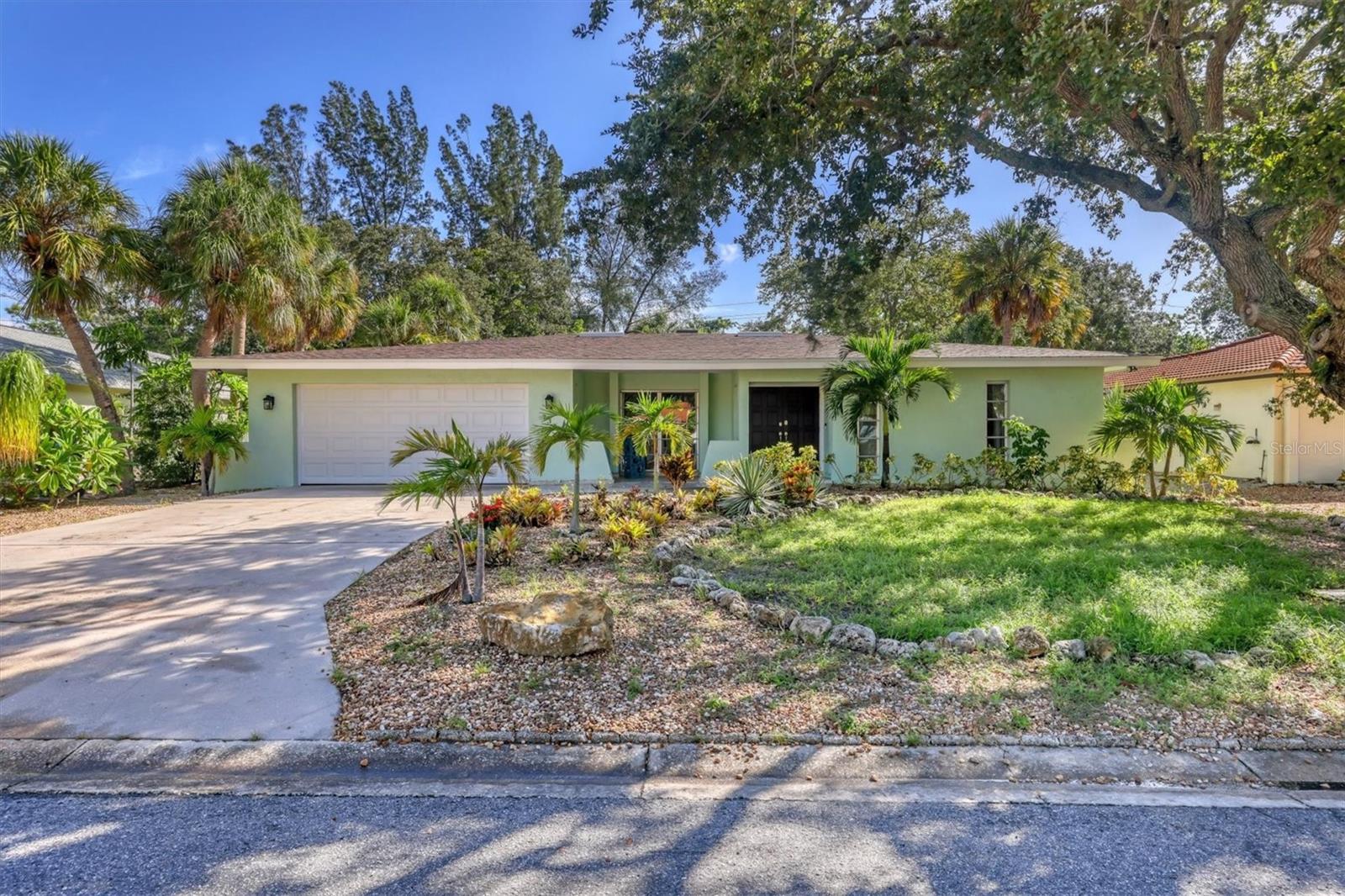 Image 2 of 45 For 735 Birdsong Lane