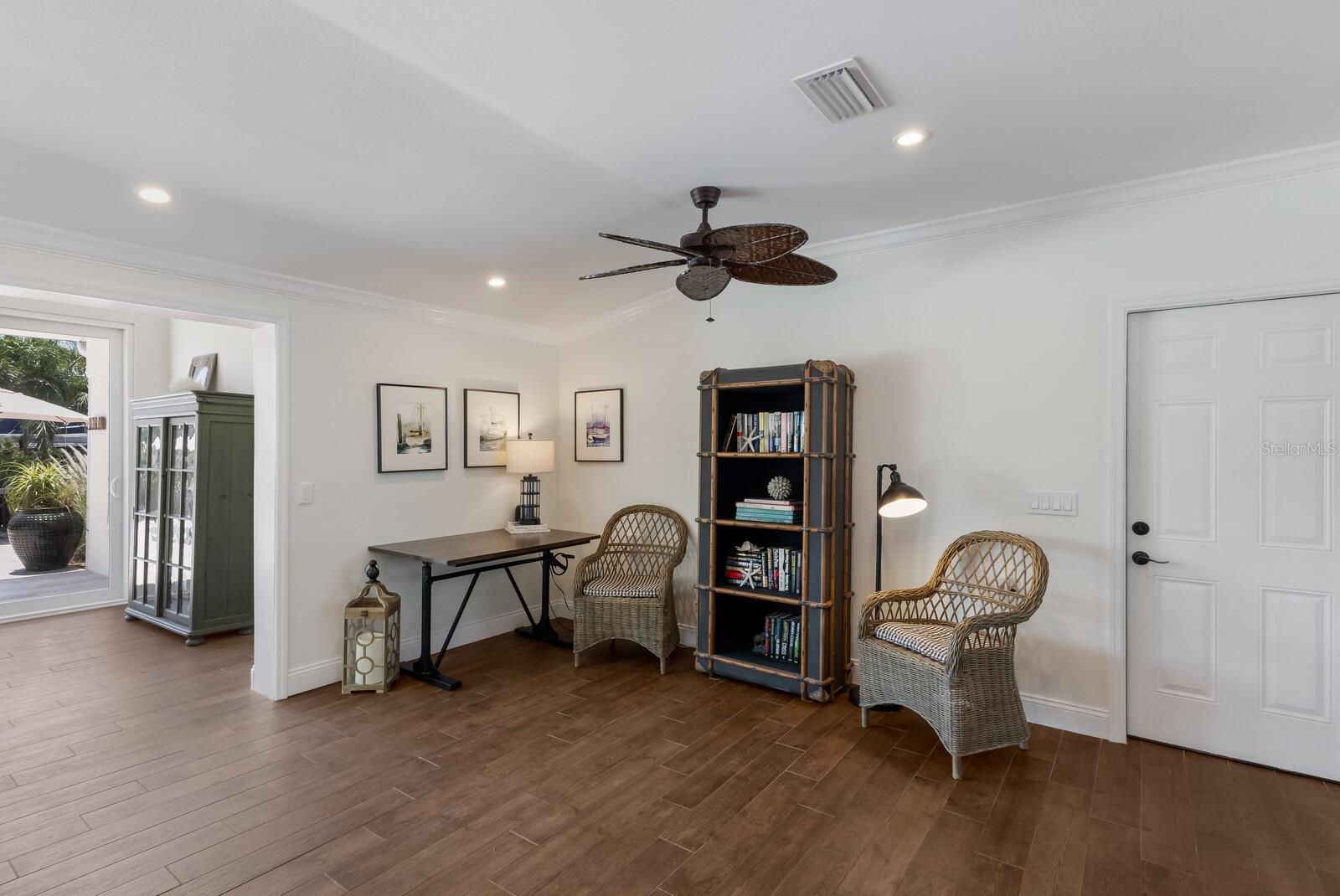Image 13 of 62 For 519 71st Street