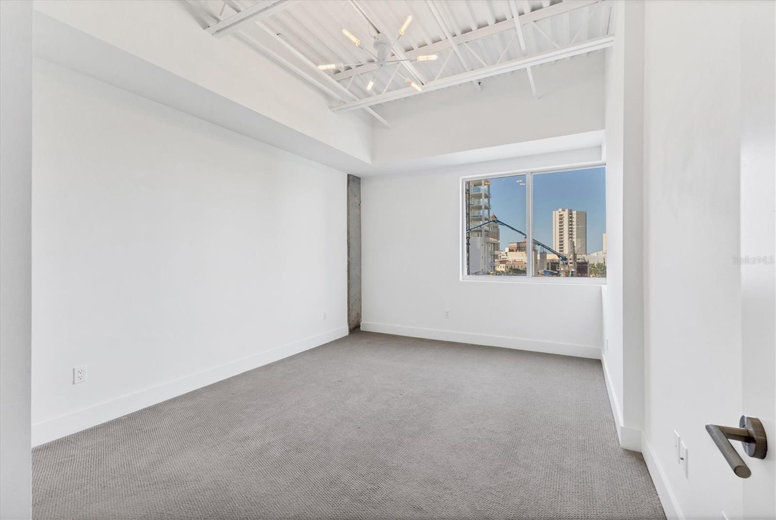 Image 13 of 27 For 332 Cocoanut Avenue 507
