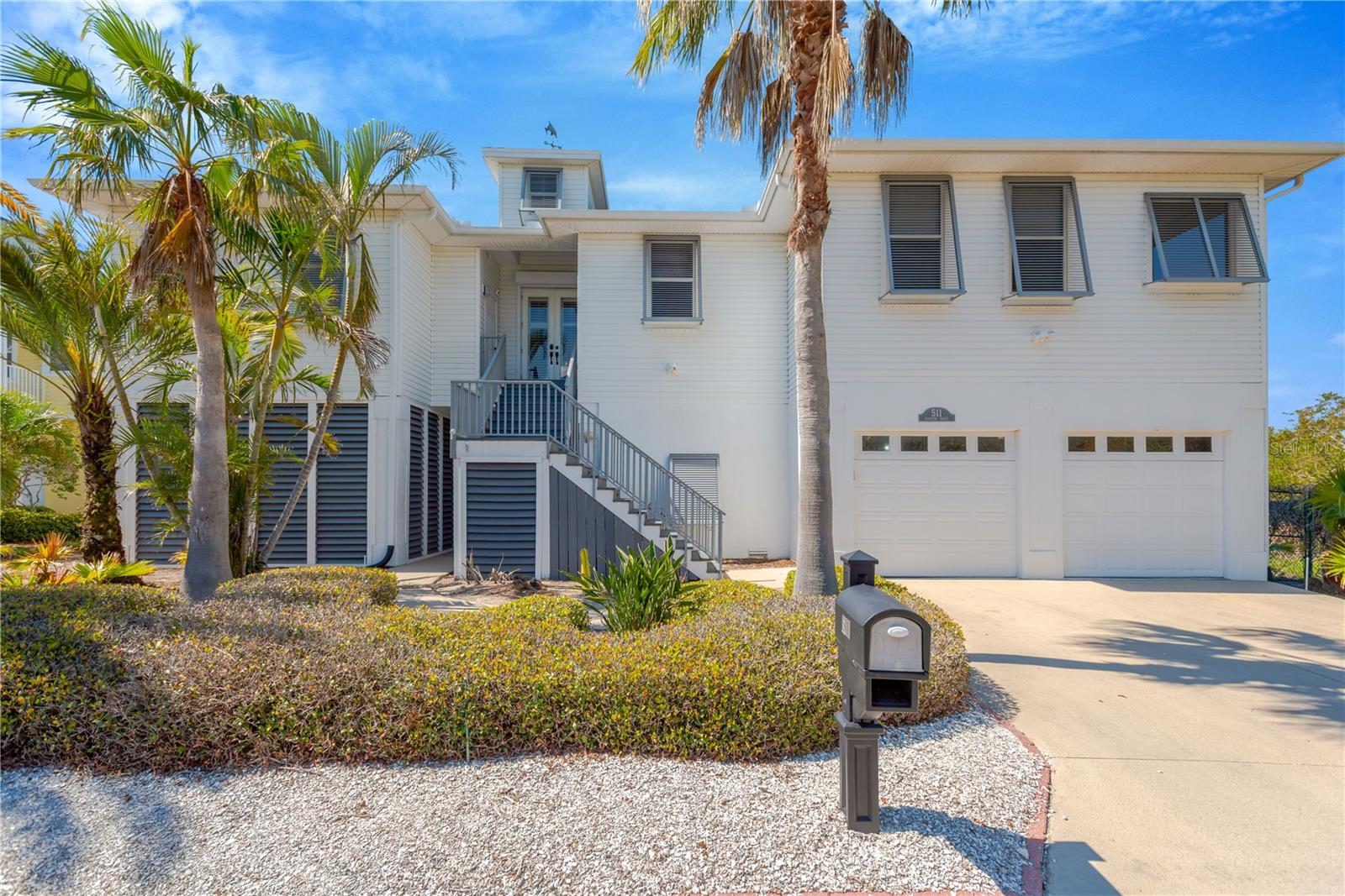 Listing photo id 0 for 511 Seaview Drive