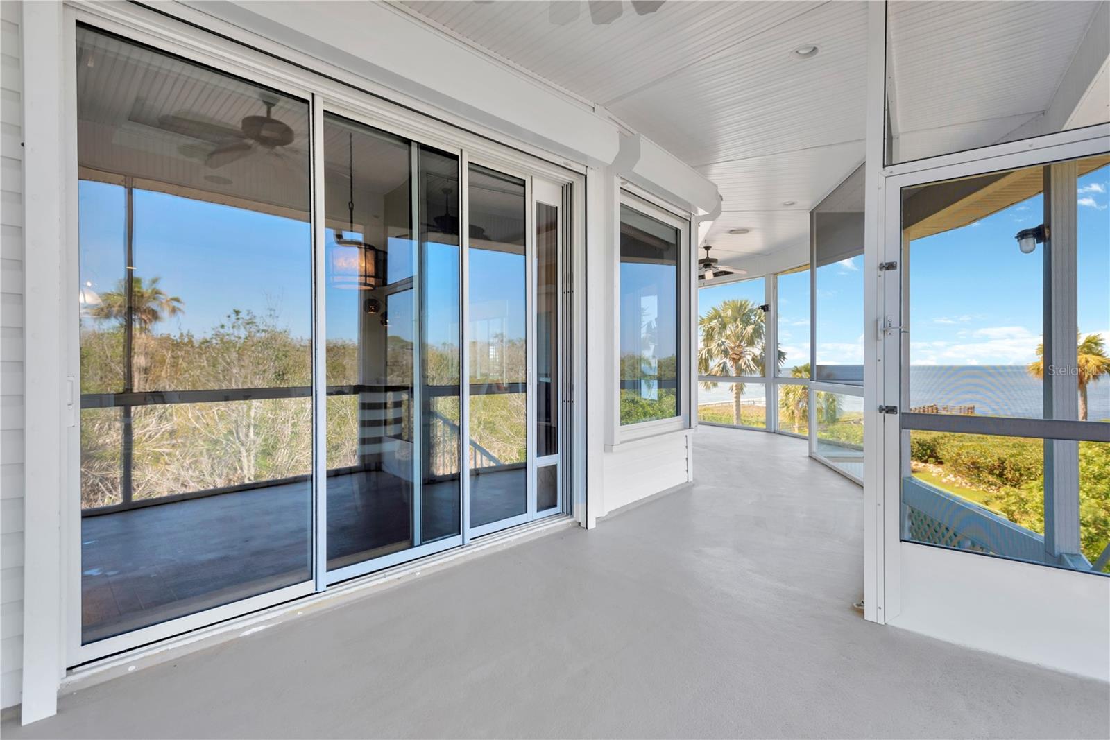 Listing photo id 19 for 511 Seaview Drive