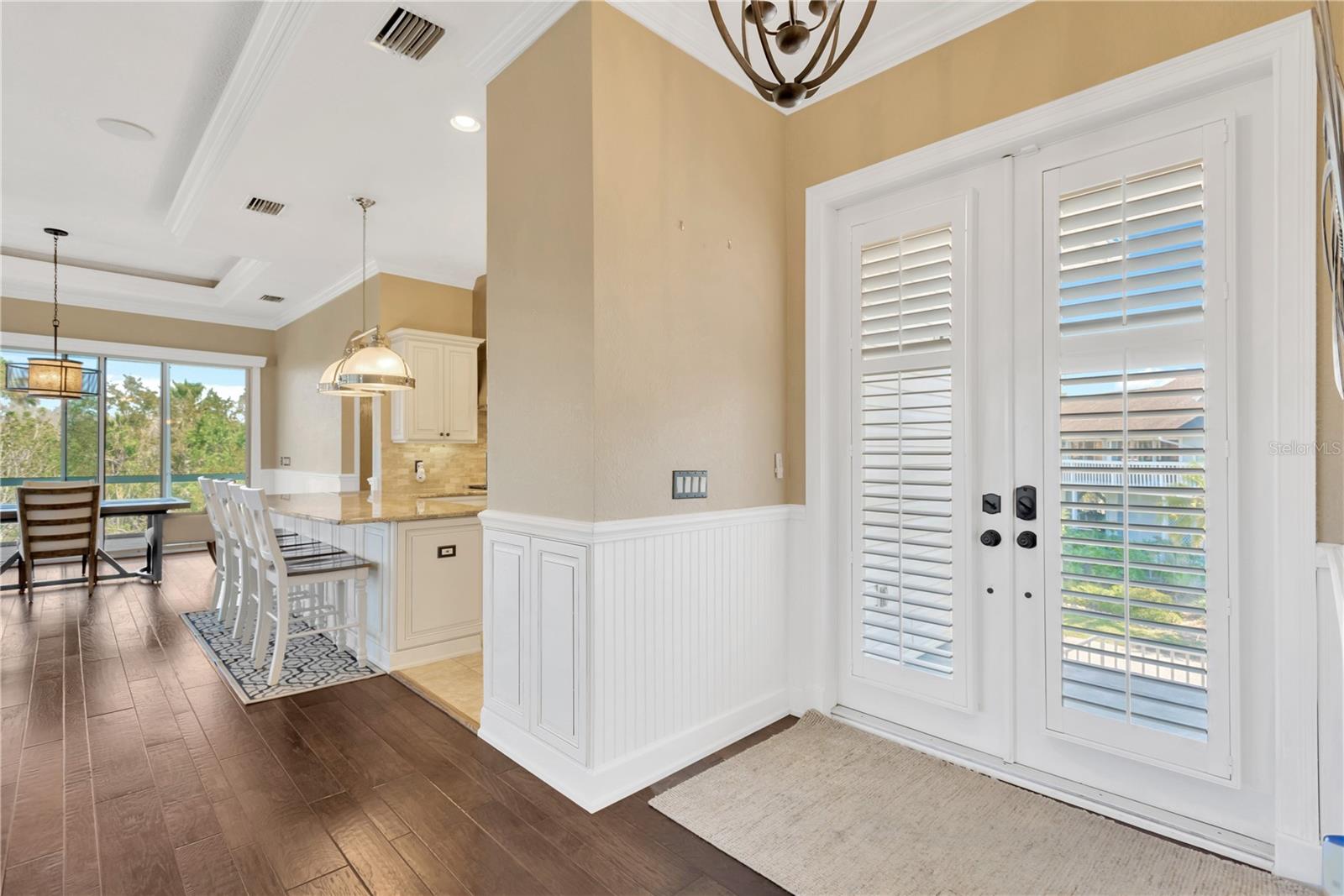 Listing photo id 24 for 511 Seaview Drive