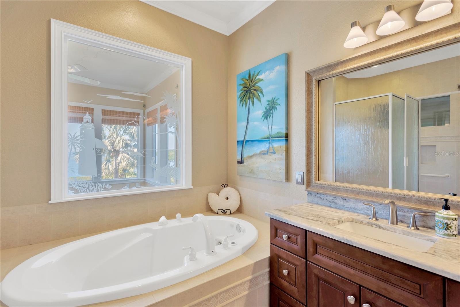 Listing photo id 42 for 511 Seaview Drive