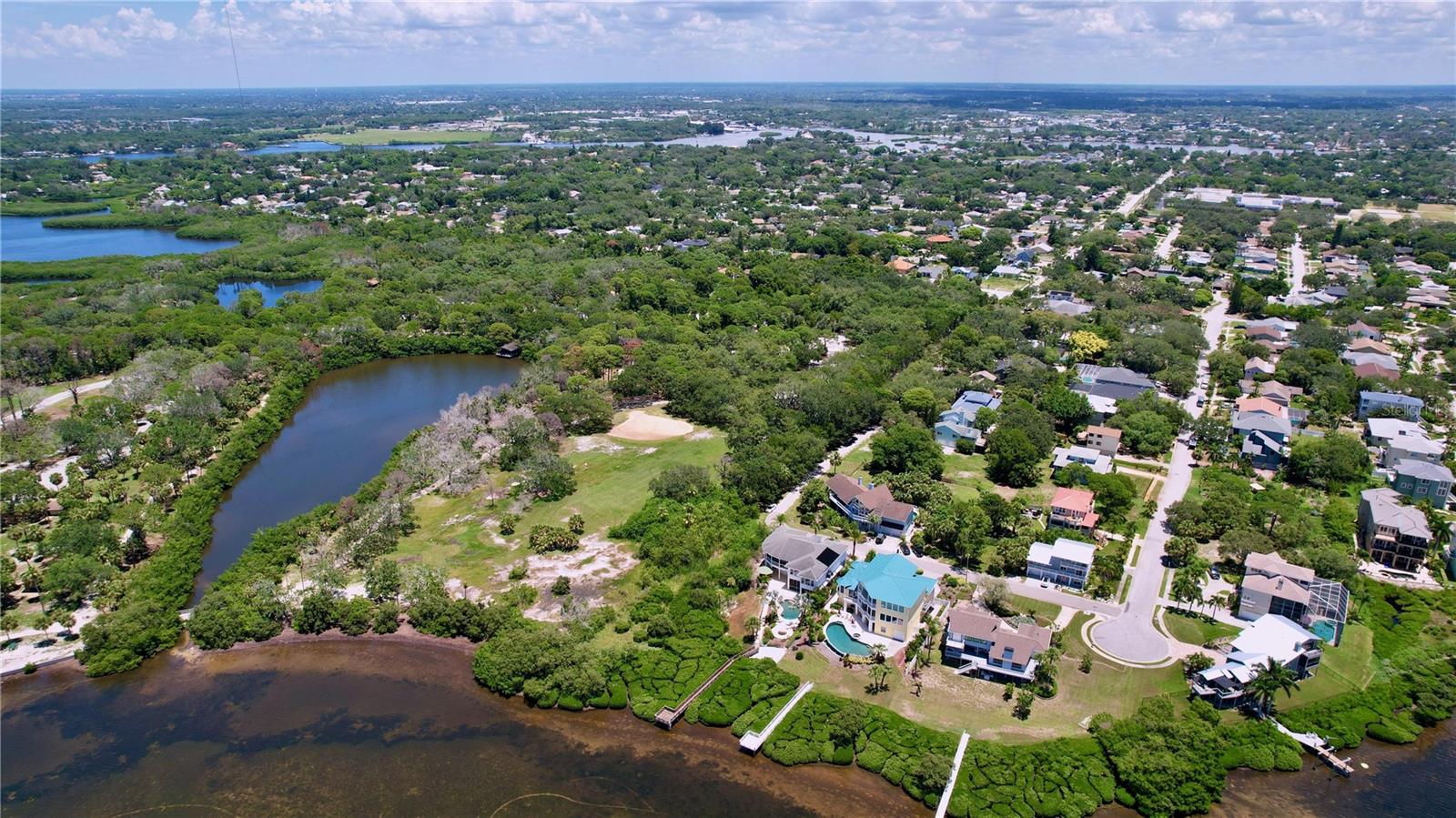 Listing photo id 65 for 511 Seaview Drive