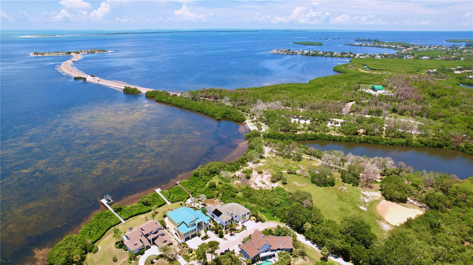 Listing photo id 66 for 511 Seaview Drive