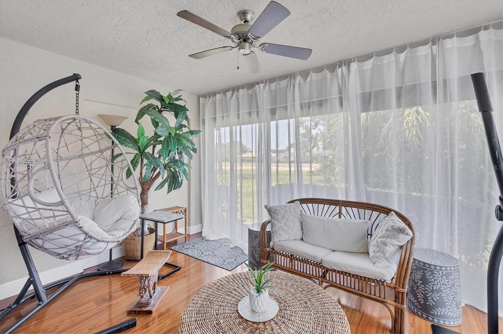 Image 13 of 45 For 6271 Timber Lake Drive G6