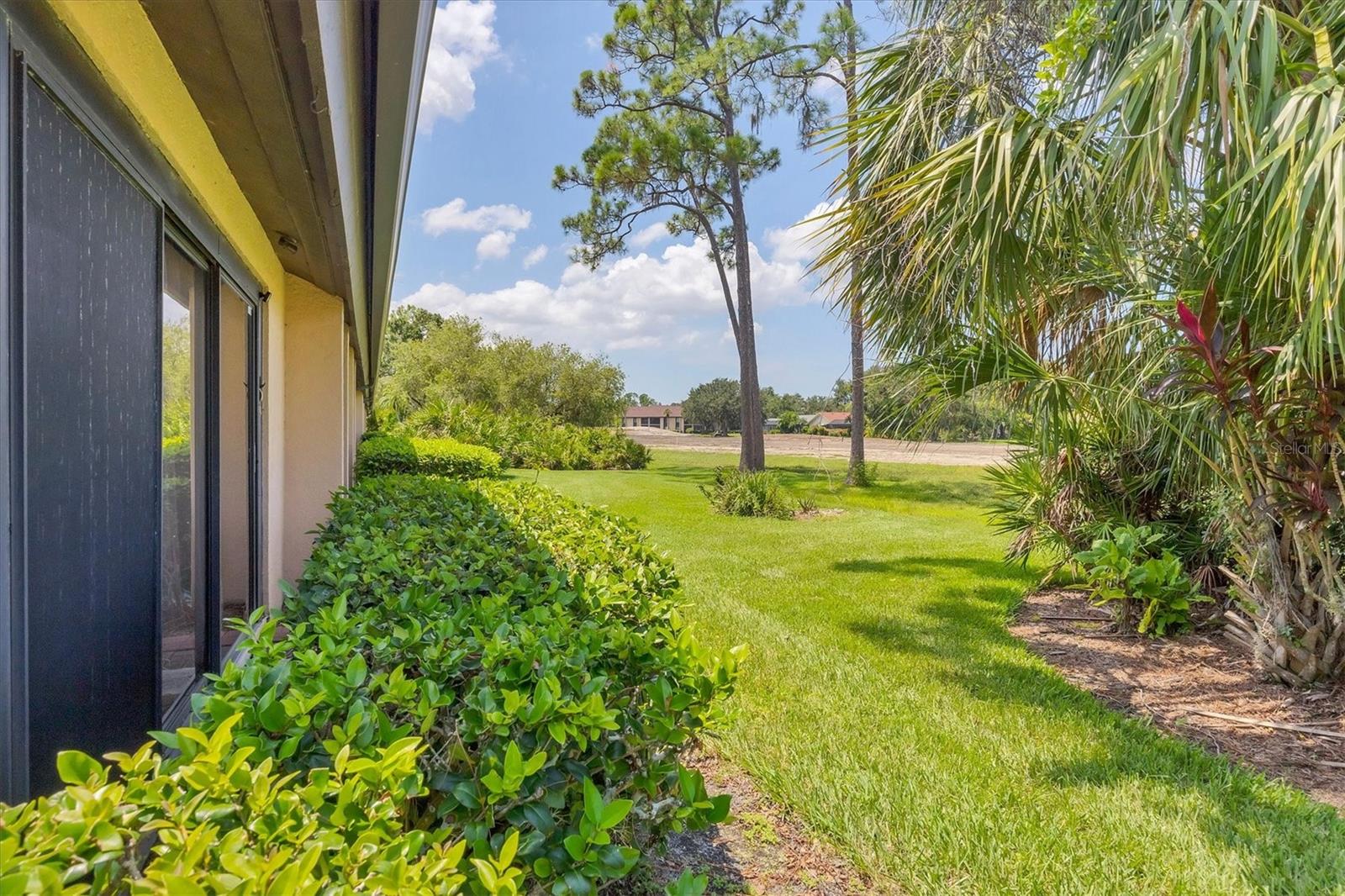 Image 24 of 45 For 6271 Timber Lake Drive G6