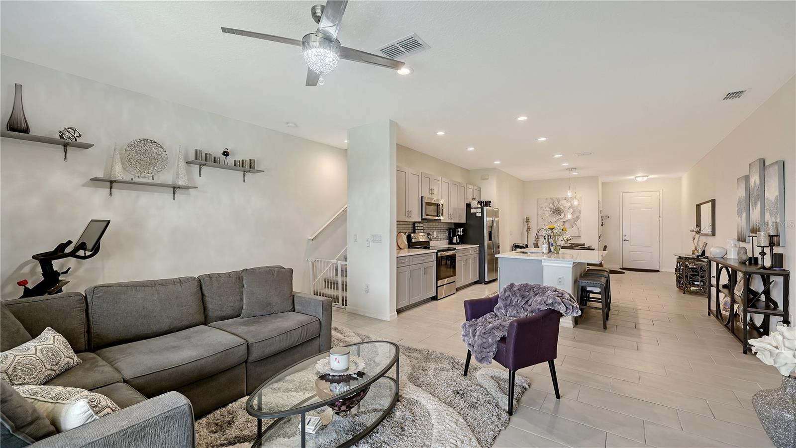 Image 14 of 42 For 11658 Bluestone Court