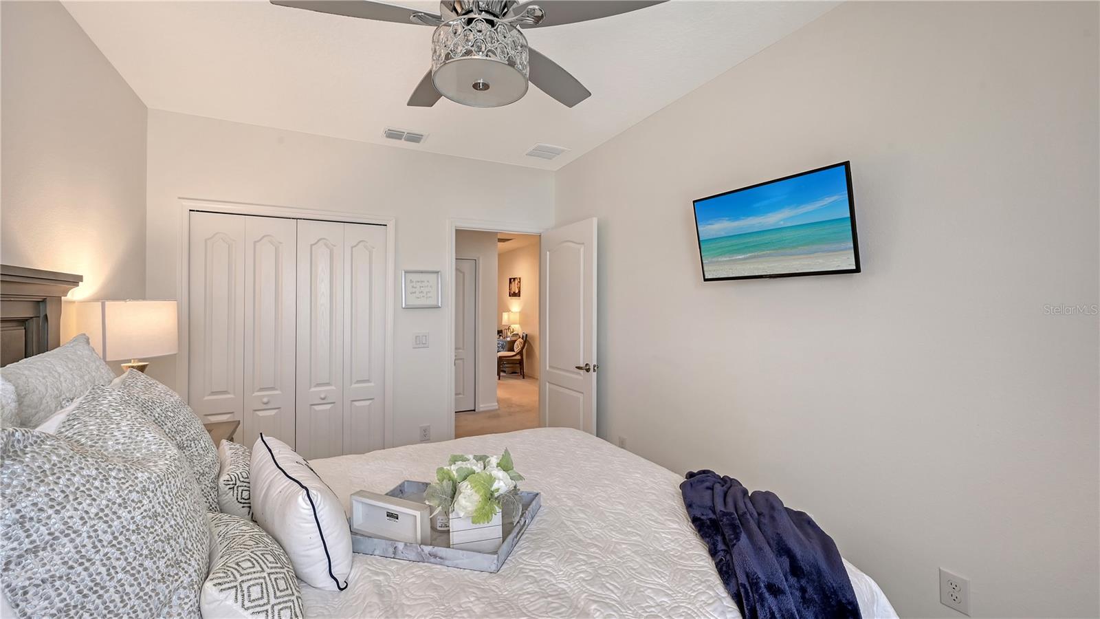 Image 23 of 42 For 11658 Bluestone Court