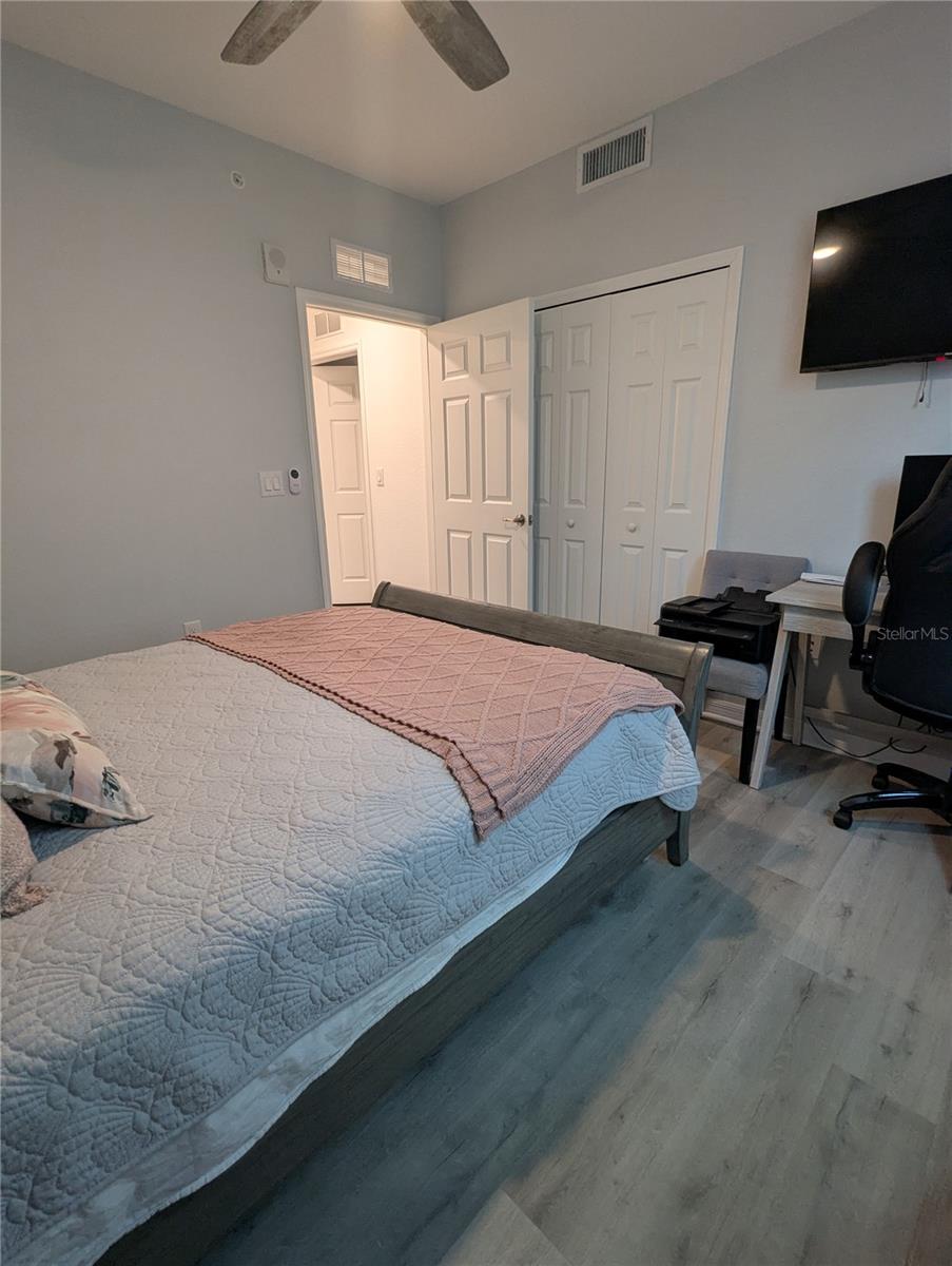 Image 19 of 44 For 18008 Gawthrop Drive 108