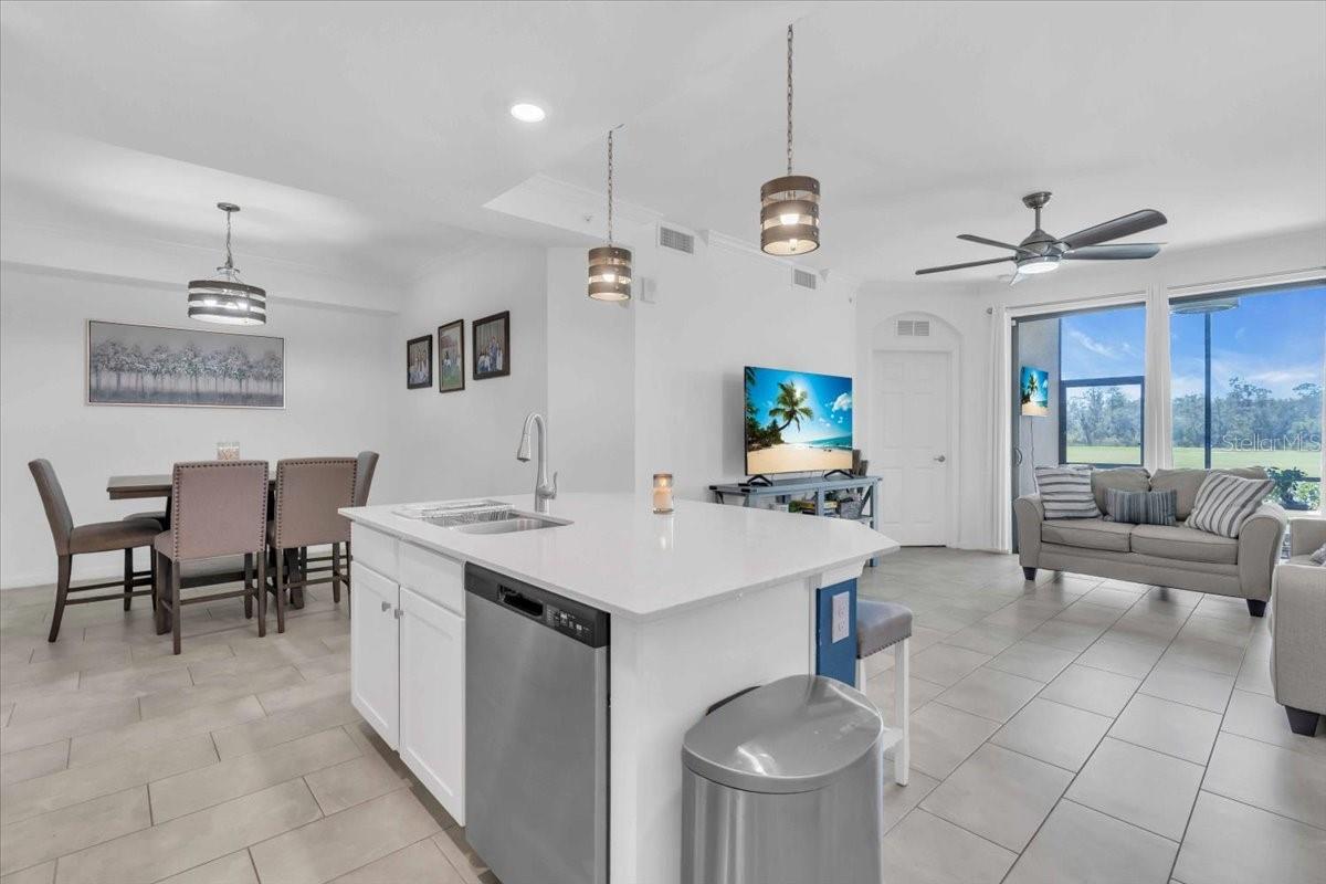 Image 6 of 44 For 18008 Gawthrop Drive 108