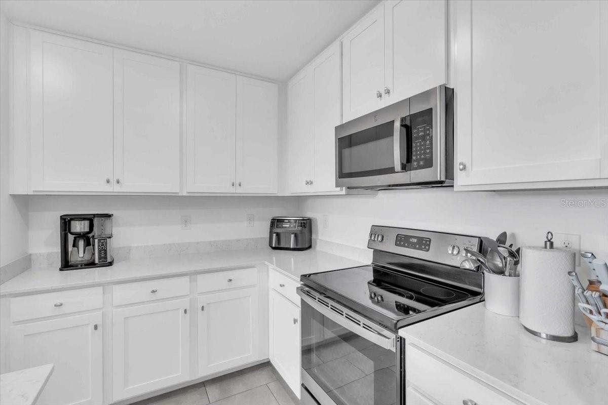 Image 8 of 44 For 18008 Gawthrop Drive 108