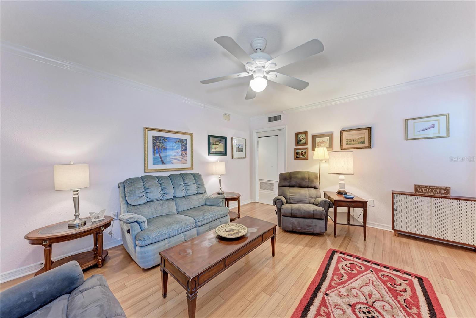 Image 15 of 100 For 514 Howard Court