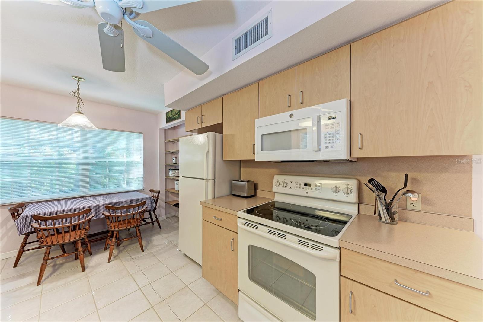 Image 20 of 100 For 514 Howard Court