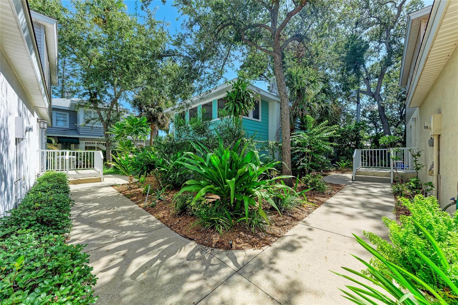 Image 41 of 100 For 514 Howard Court