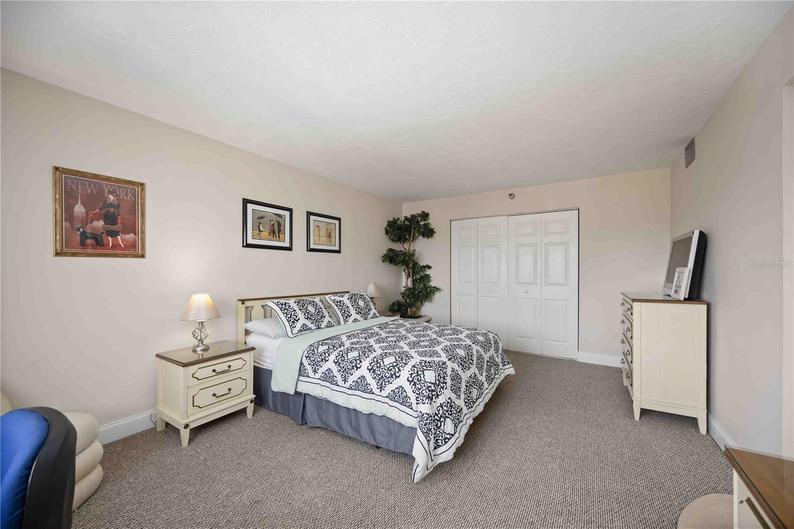 Image 43 of 81 For 11 Sunset Drive 505