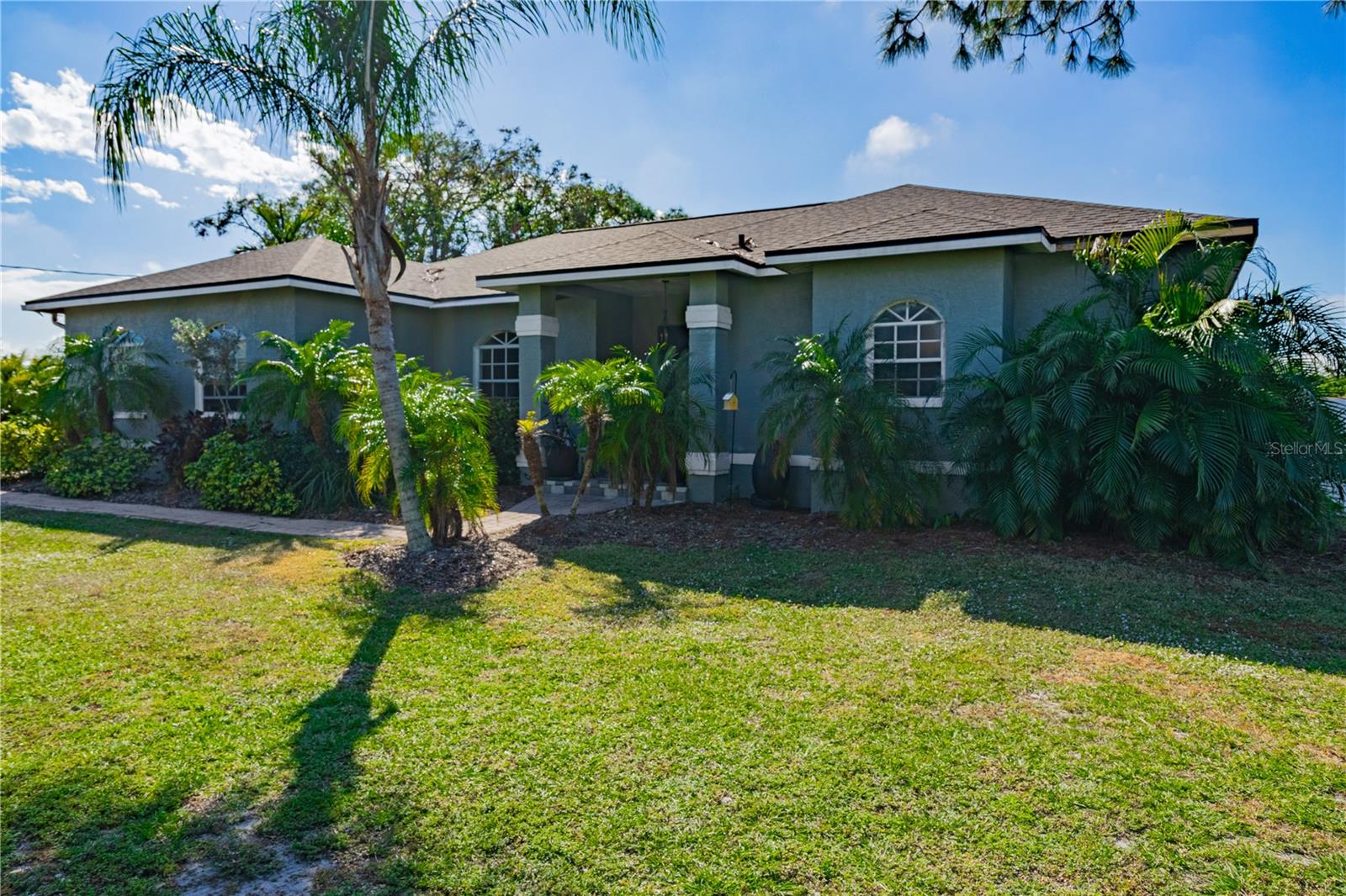 Image 3 of 47 For 2408 51st Boulevard E