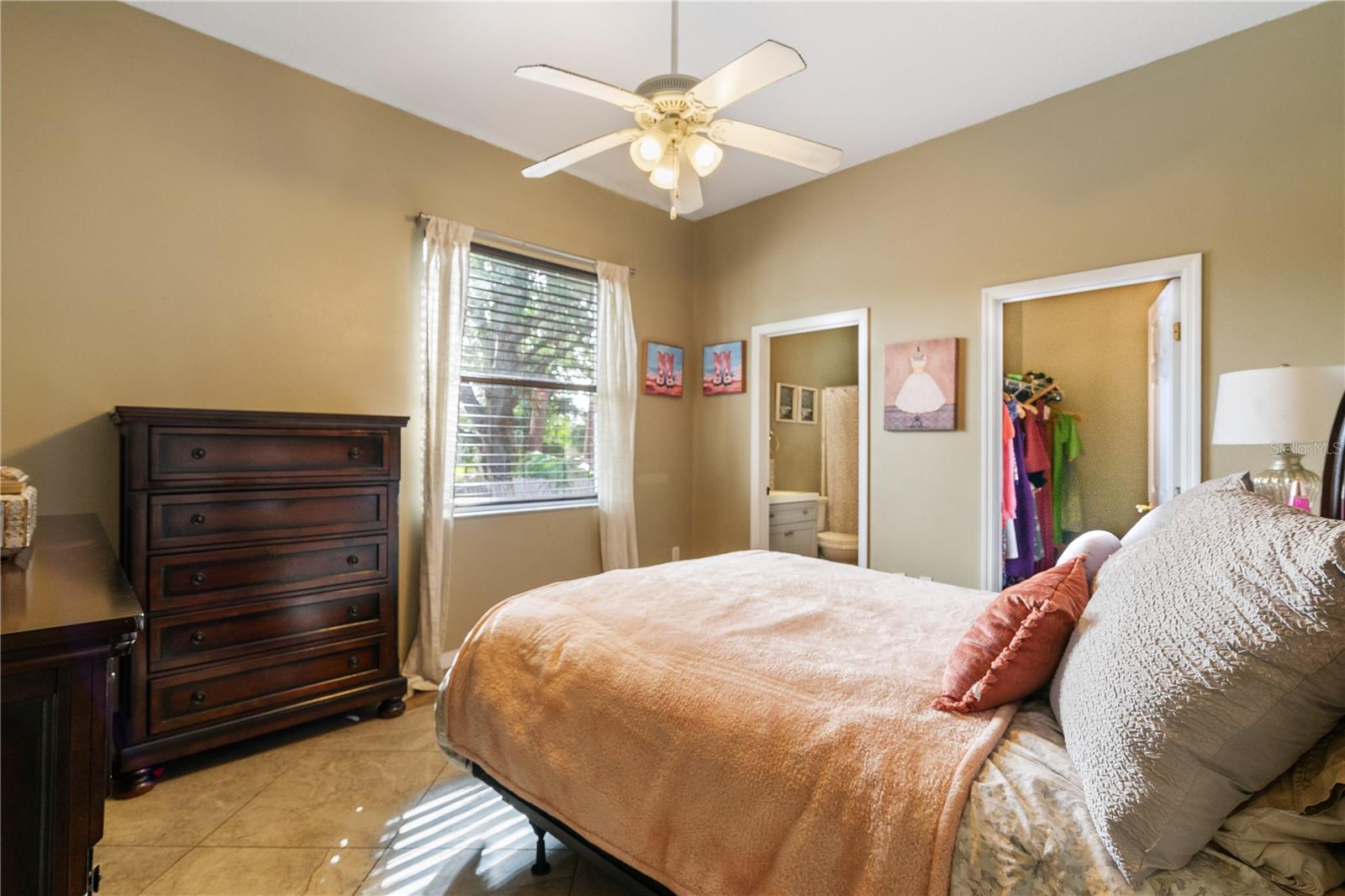 Image 30 of 47 For 2408 51st Boulevard E