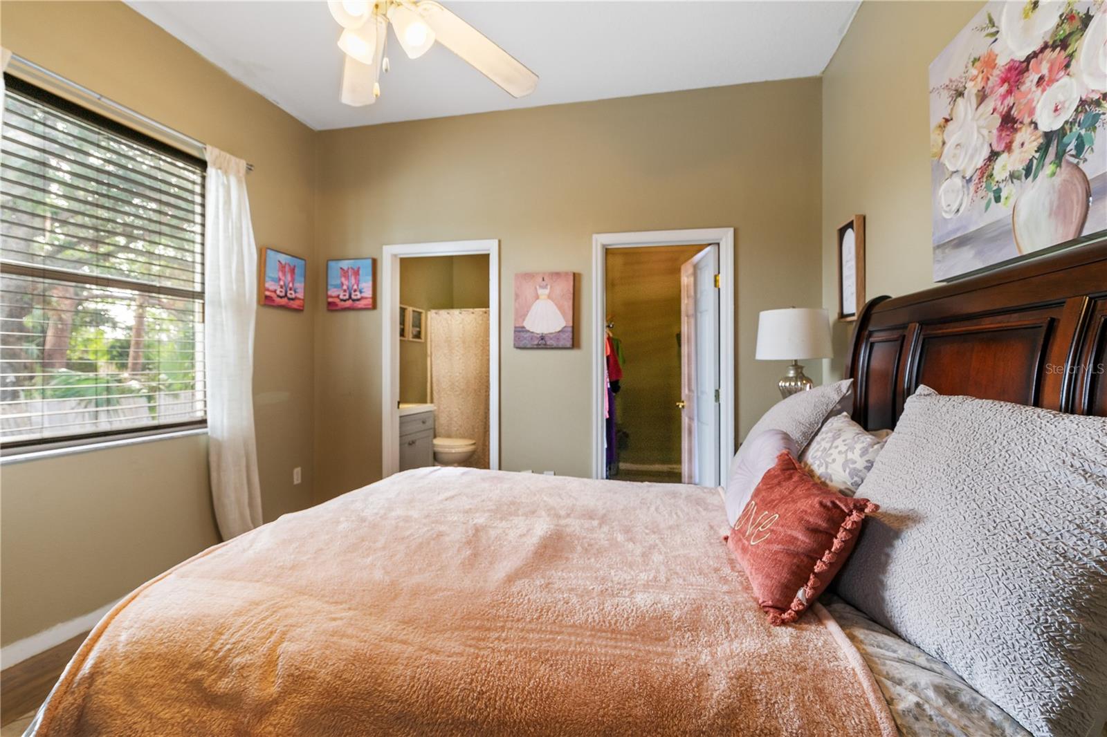 Image 31 of 47 For 2408 51st Boulevard E