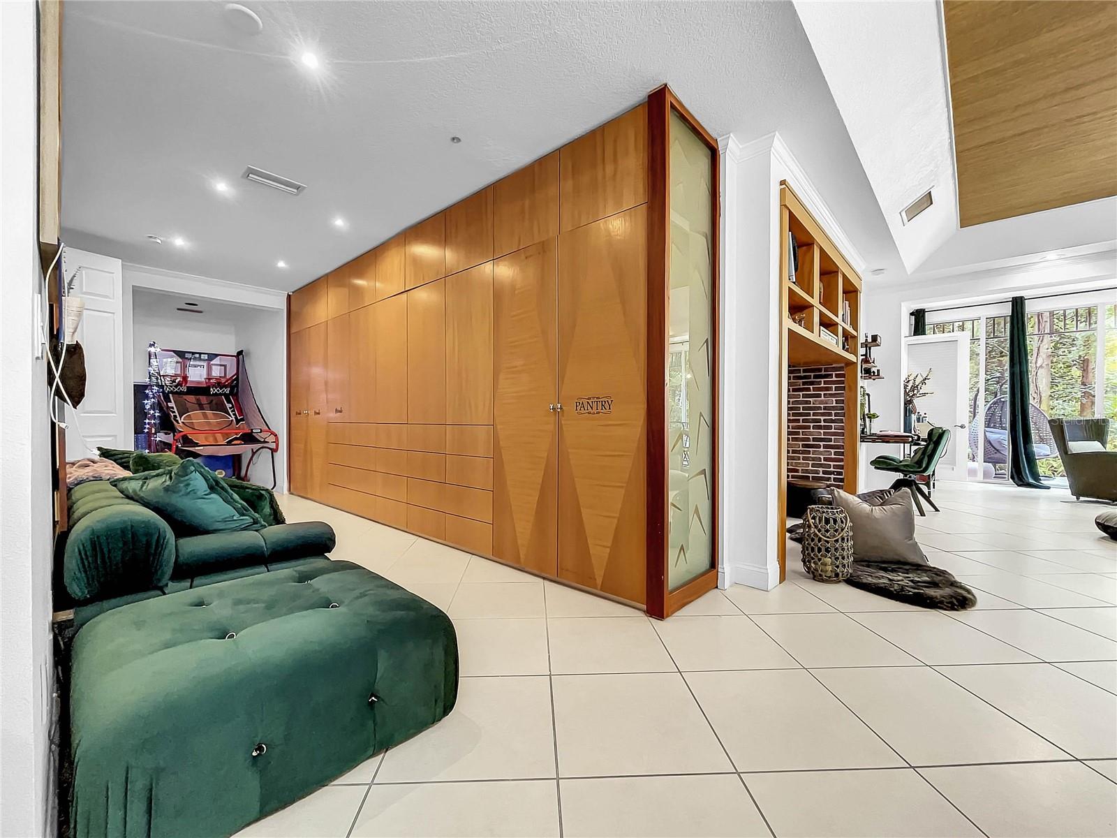 Image 6 of 81 For 3608 54th Drive W 101