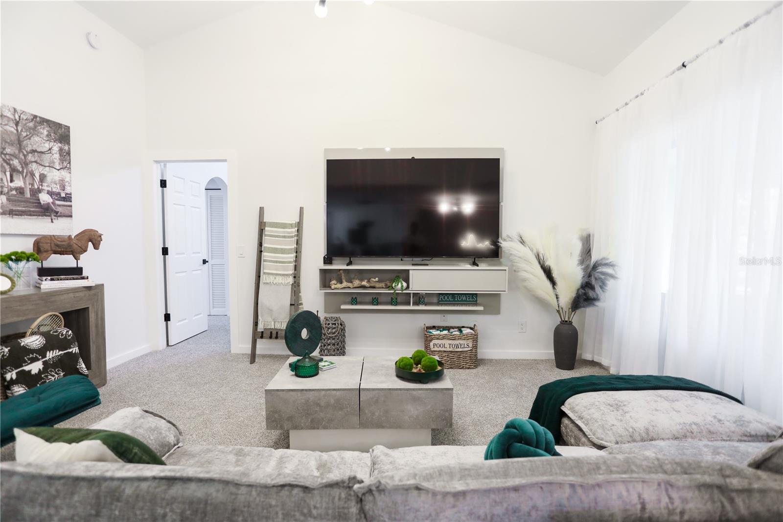 Image 28 of 76 For 6101 34th Street W 7c