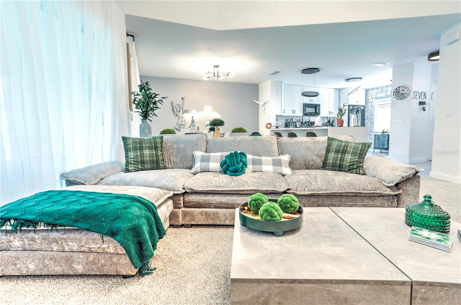 Image 31 of 76 For 6101 34th Street W 7c