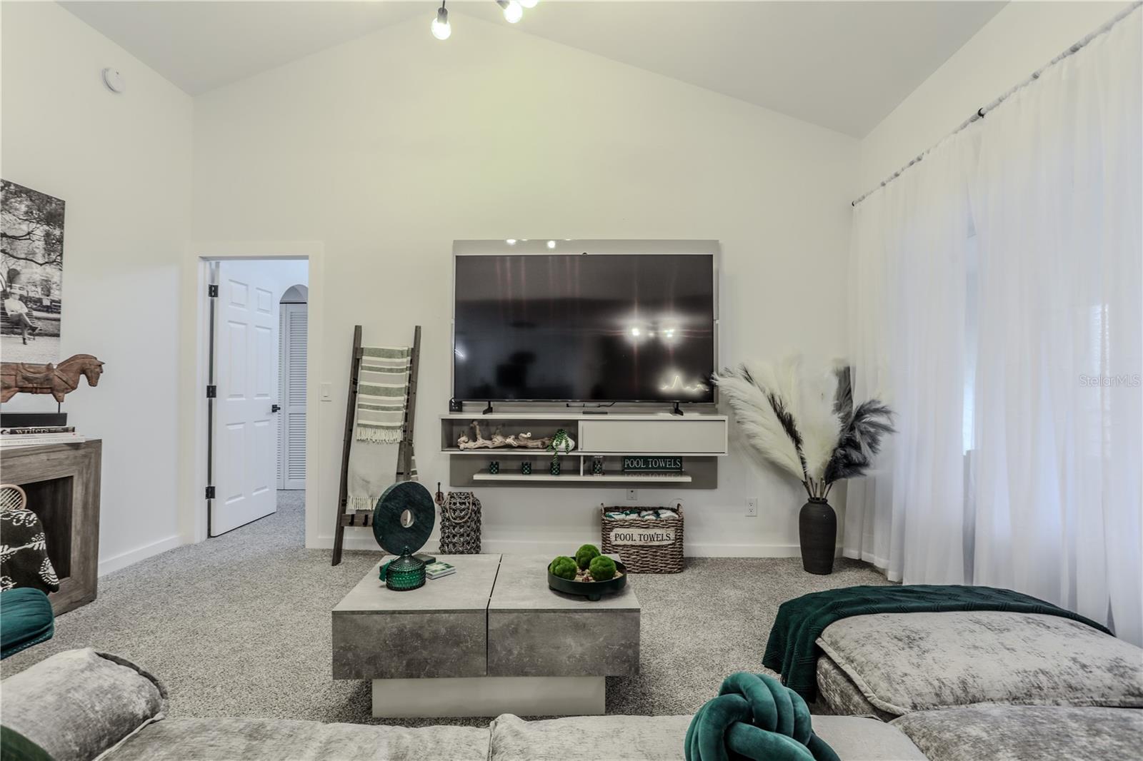 Image 32 of 76 For 6101 34th Street W 7c