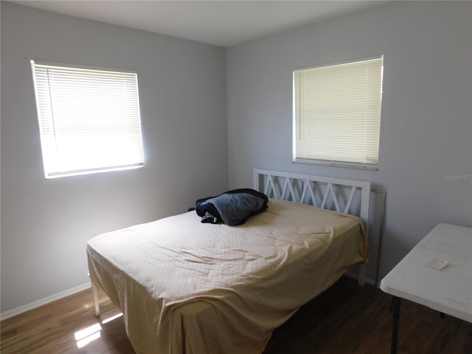 Image 4 of 40 For 460 Briarwood Road