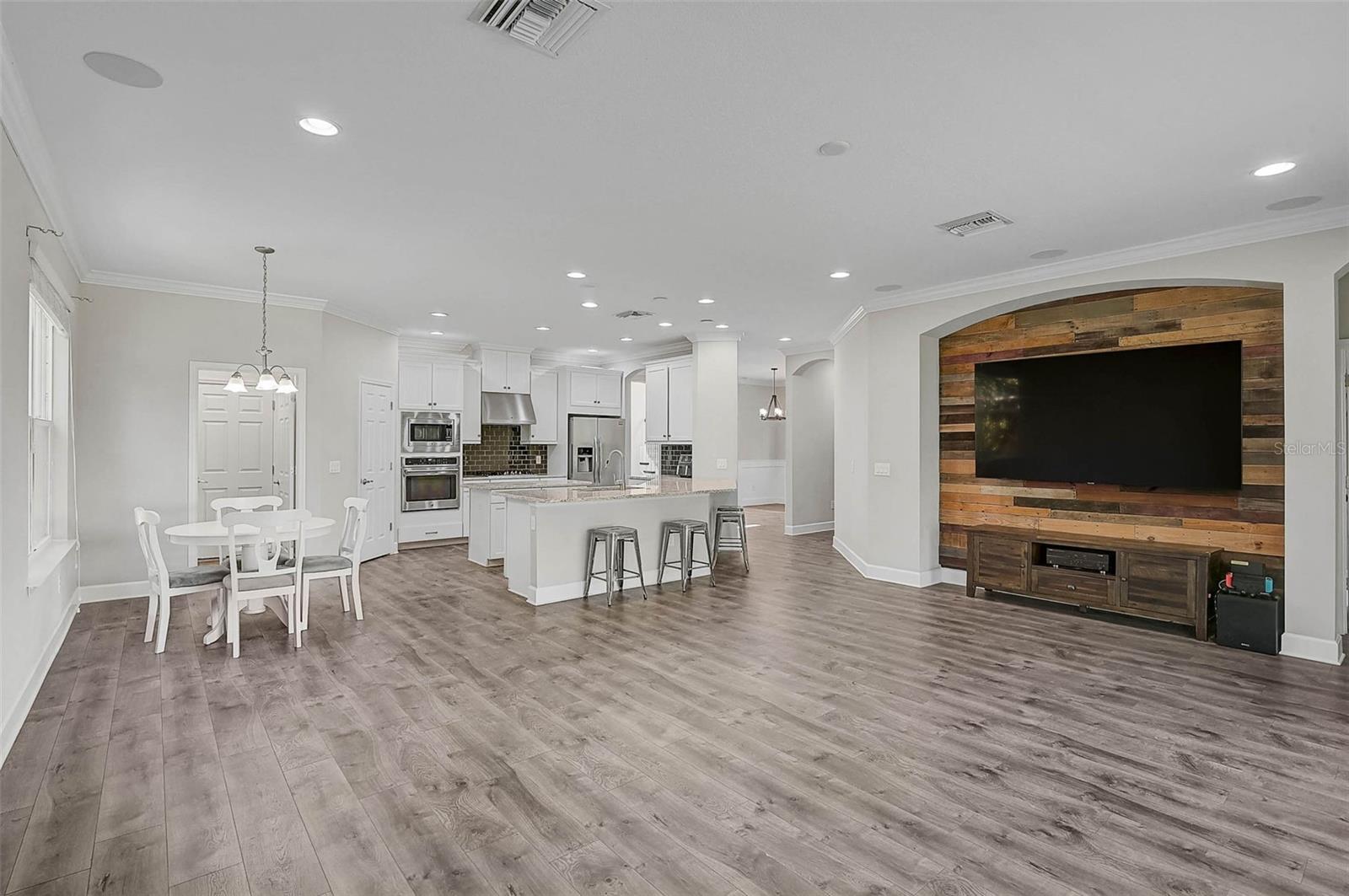 Image 14 of 42 For 6109 Anise Drive