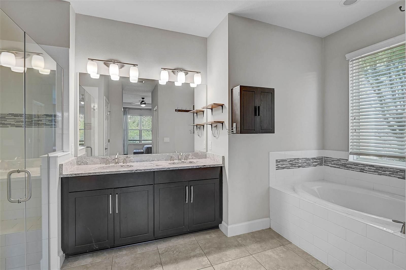 Image 21 of 42 For 6109 Anise Drive