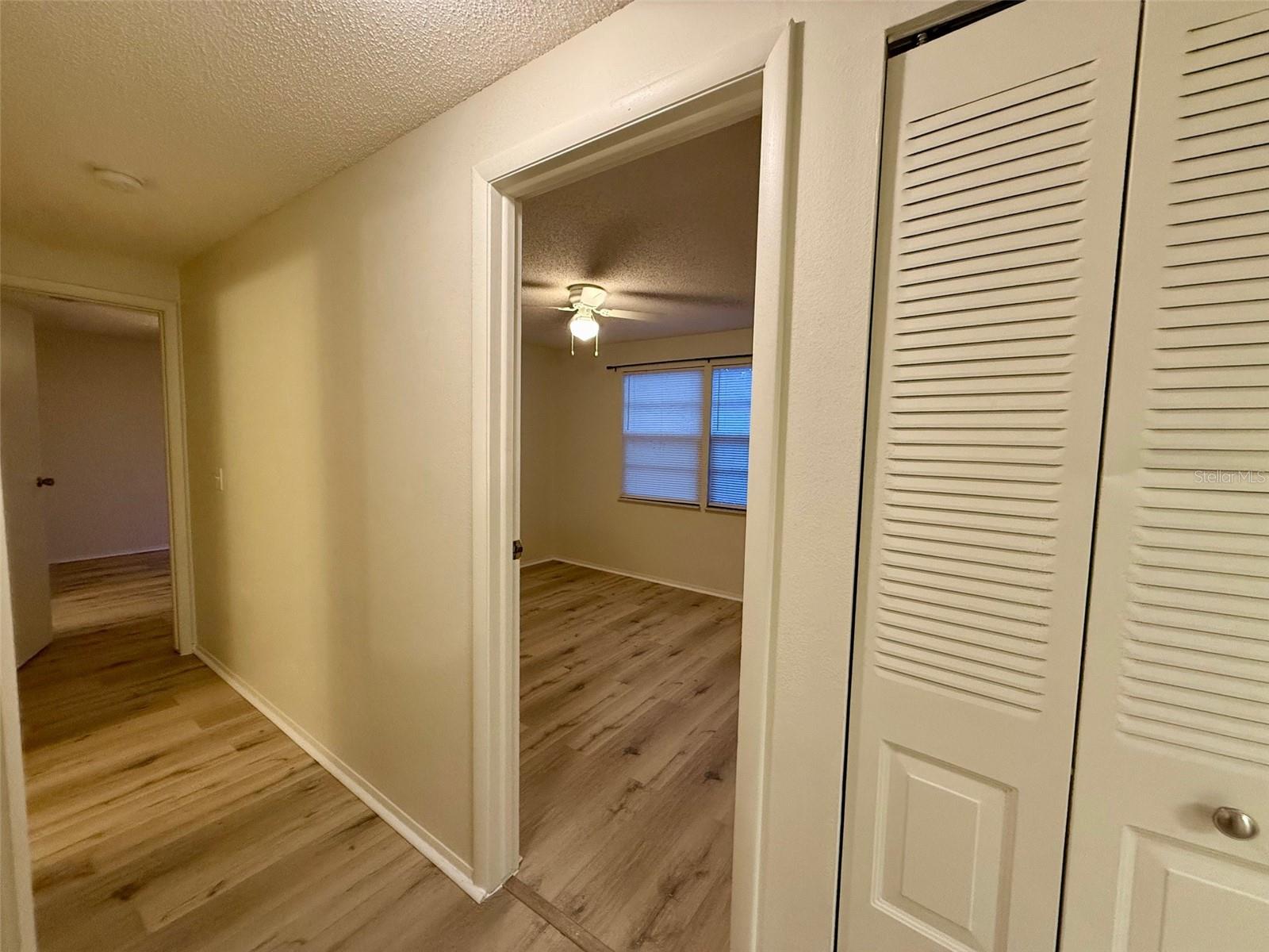 Image 13 of 25 For 4022 Beaver Lane 1000h