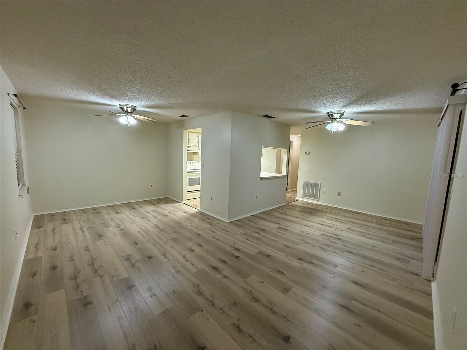 Image 6 of 25 For 4022 Beaver Lane 1000h