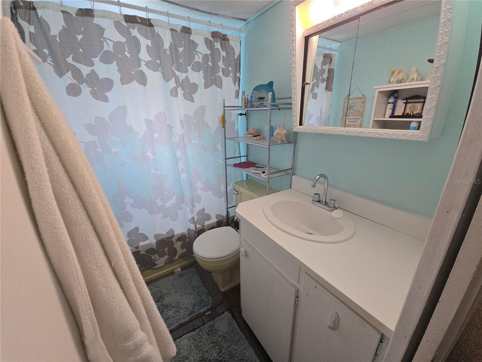 Image 19 of 32 For 707 49th Avenue Dr W