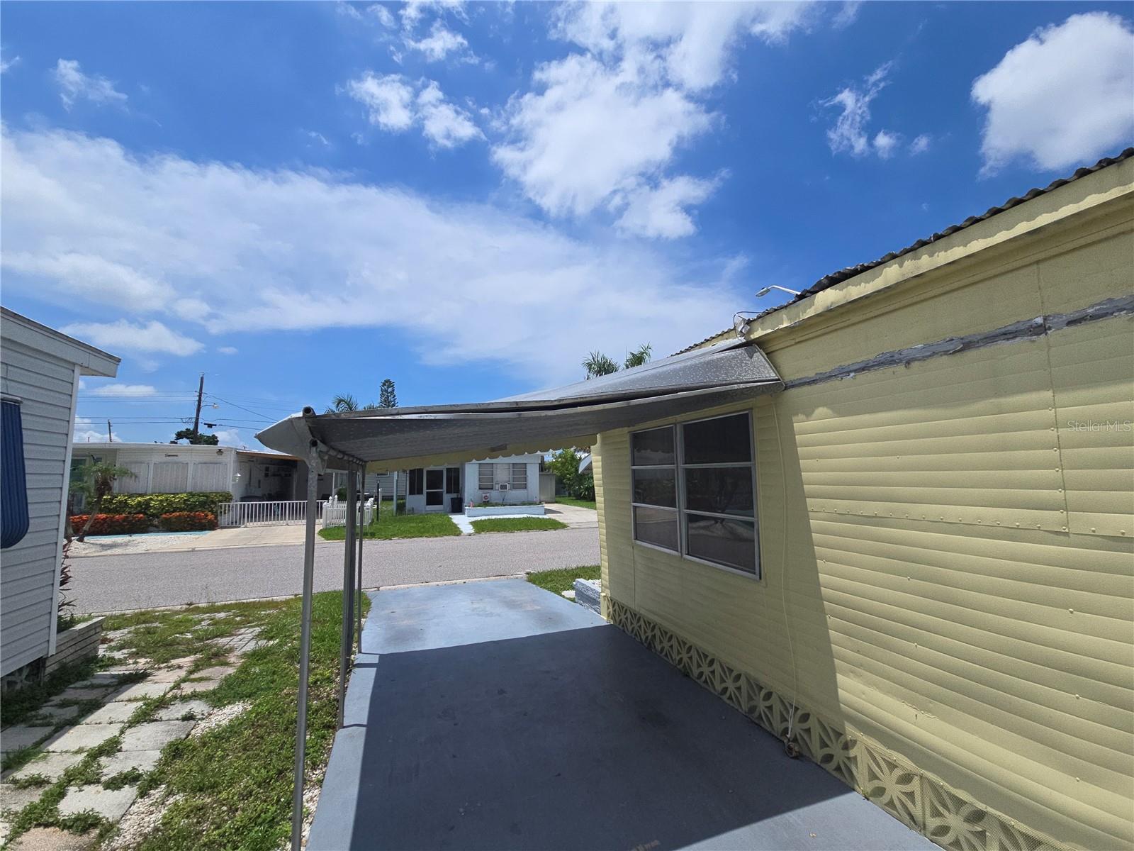 Image 29 of 32 For 707 49th Avenue Dr W