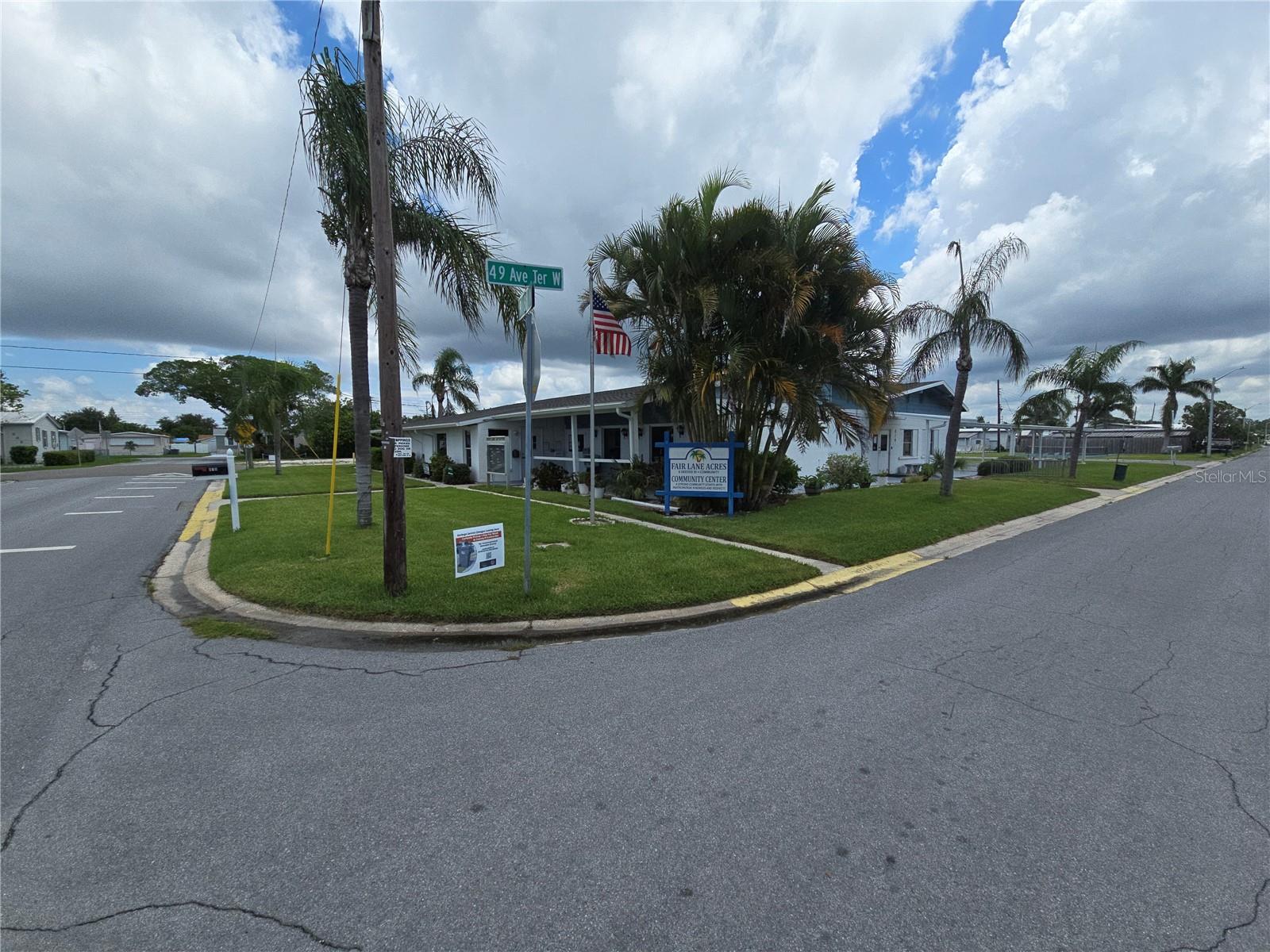 Image 31 of 32 For 707 49th Avenue Dr W