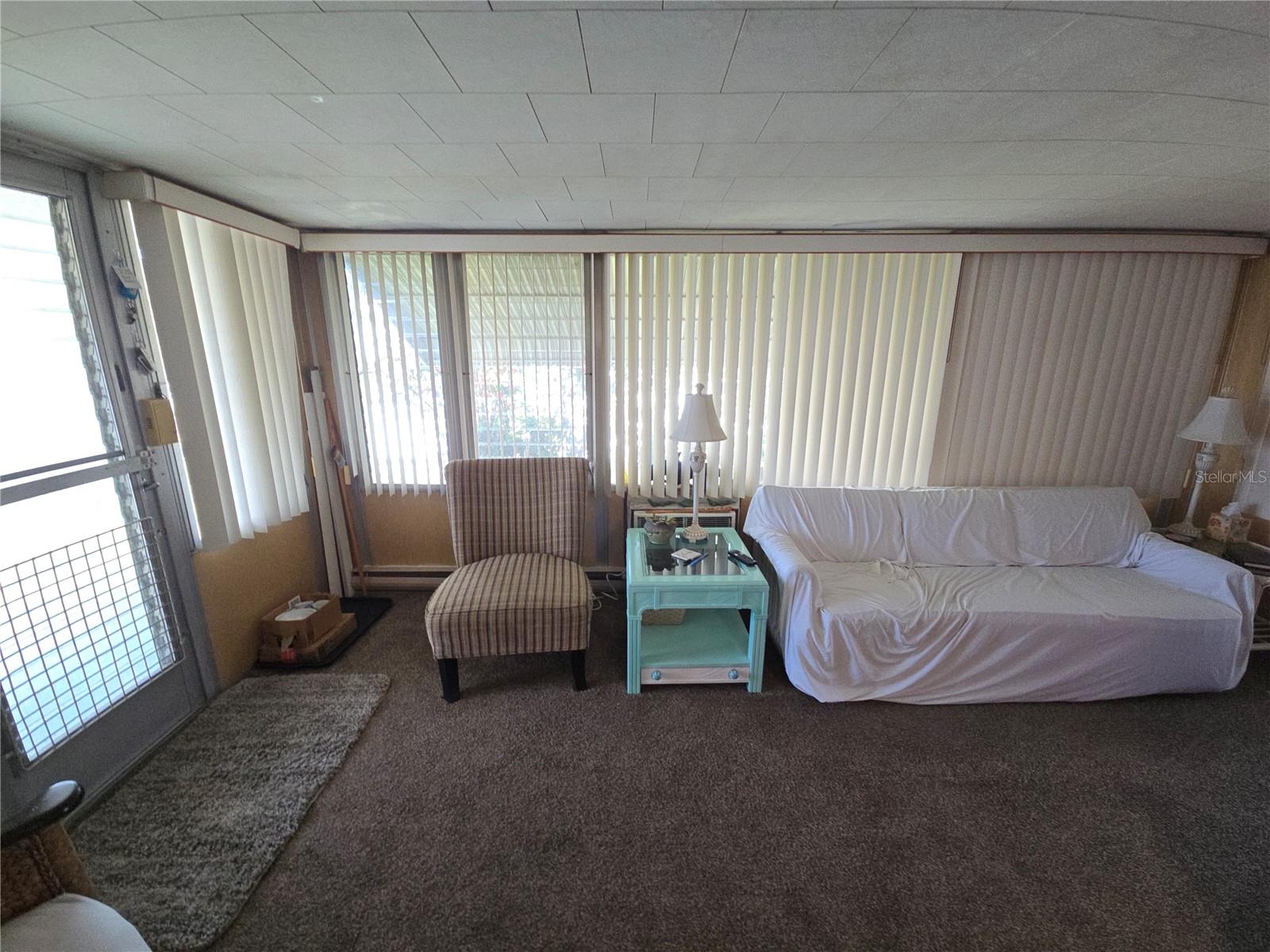 Image 8 of 32 For 707 49th Avenue Dr W