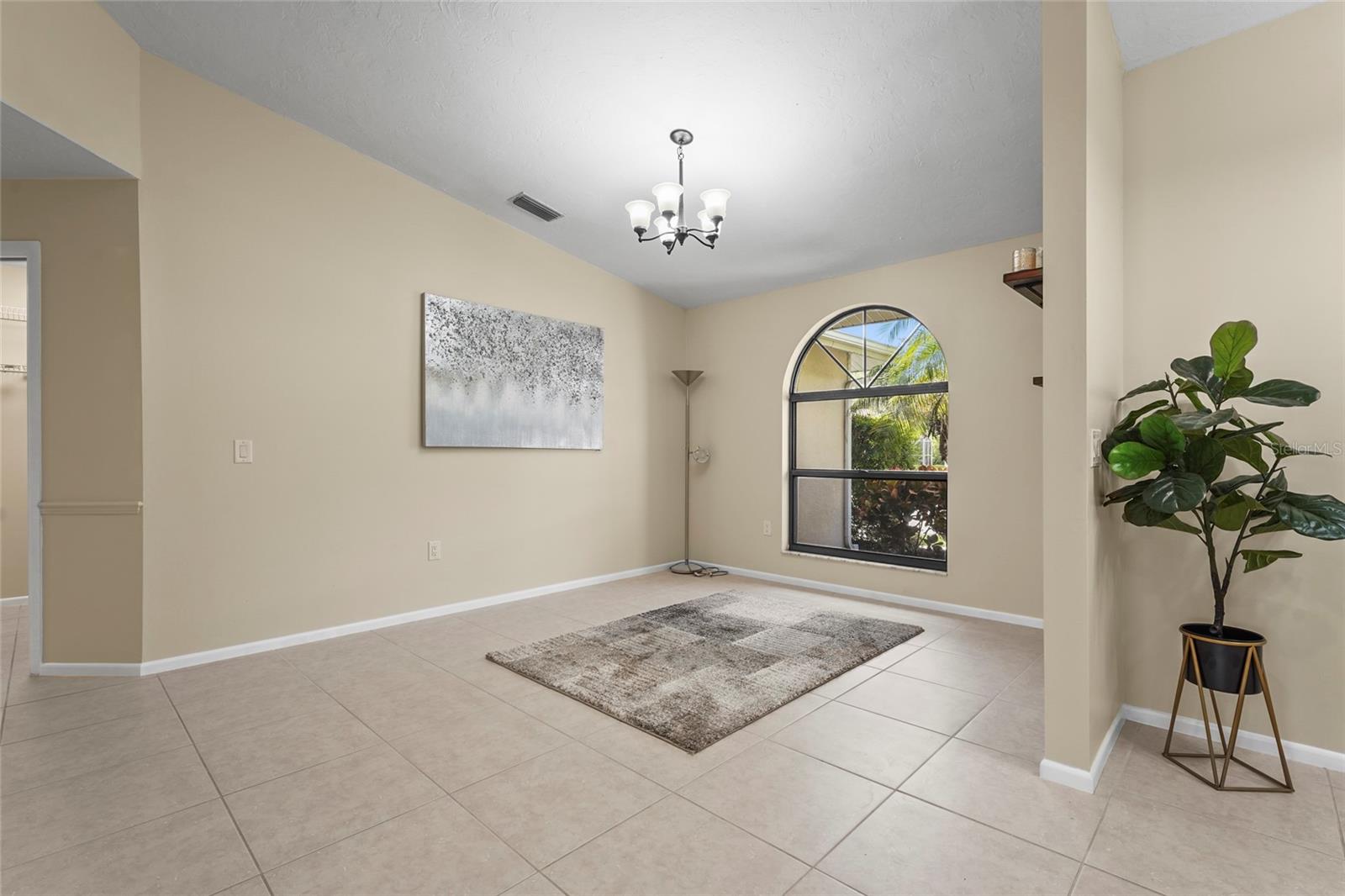Image 12 of 76 For 2162 Cork Oak Street