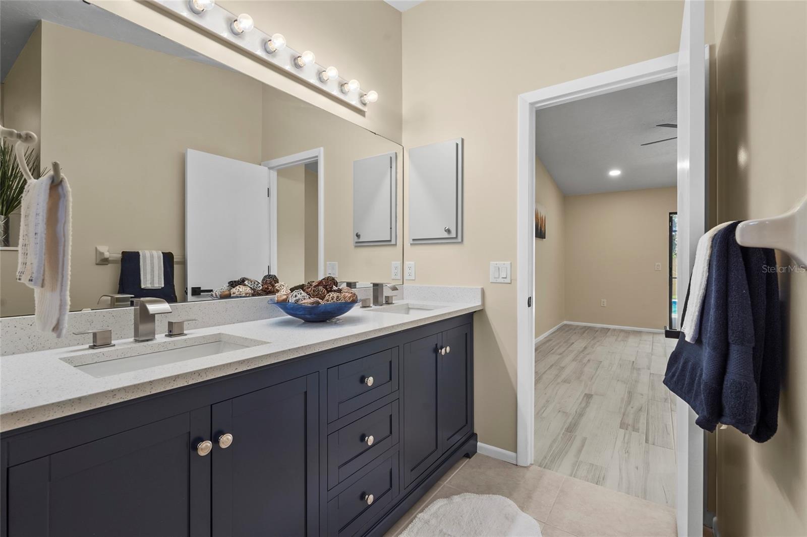 Image 34 of 76 For 2162 Cork Oak Street
