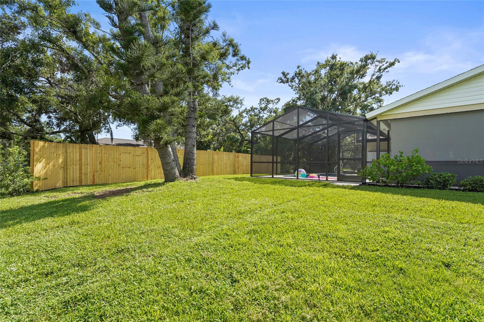 Image 57 of 76 For 2162 Cork Oak Street