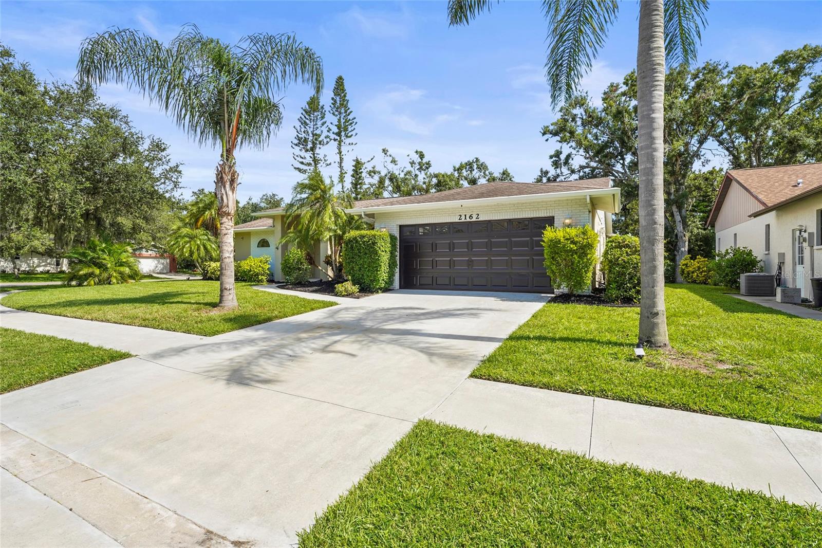 Image 6 of 76 For 2162 Cork Oak Street