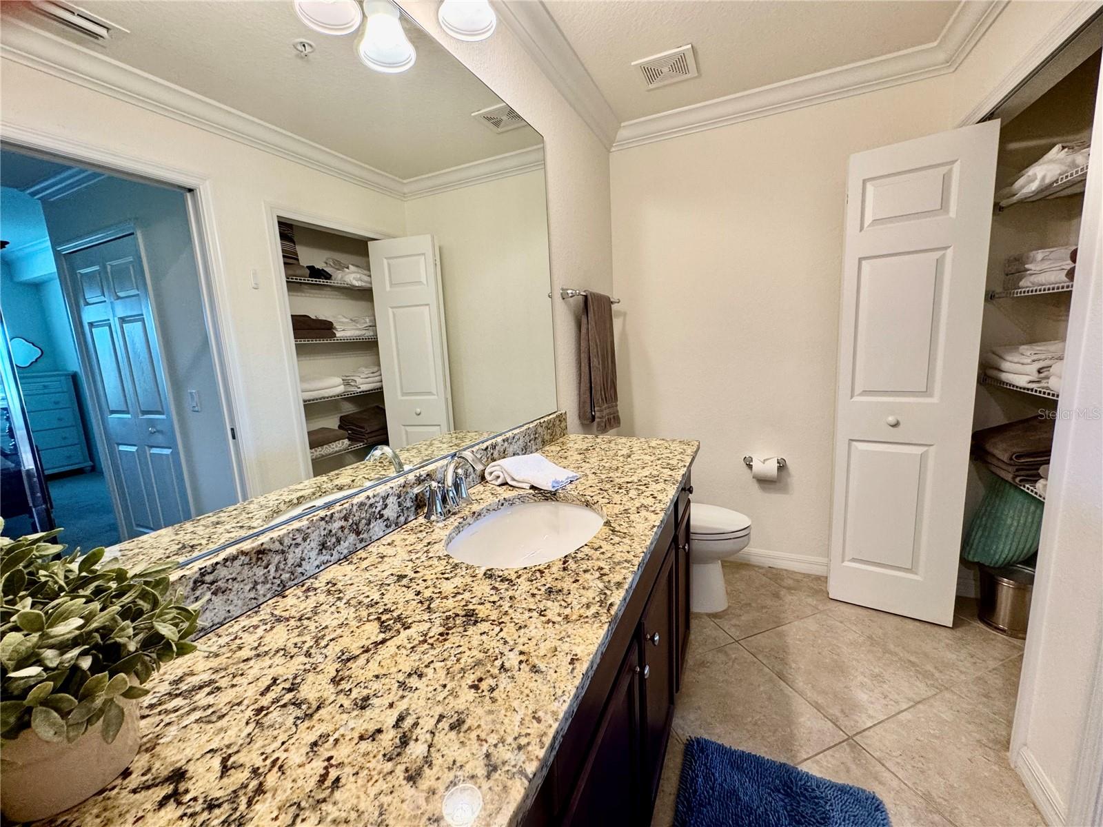 Image 28 of 70 For 16706 Vardon Terrace 104