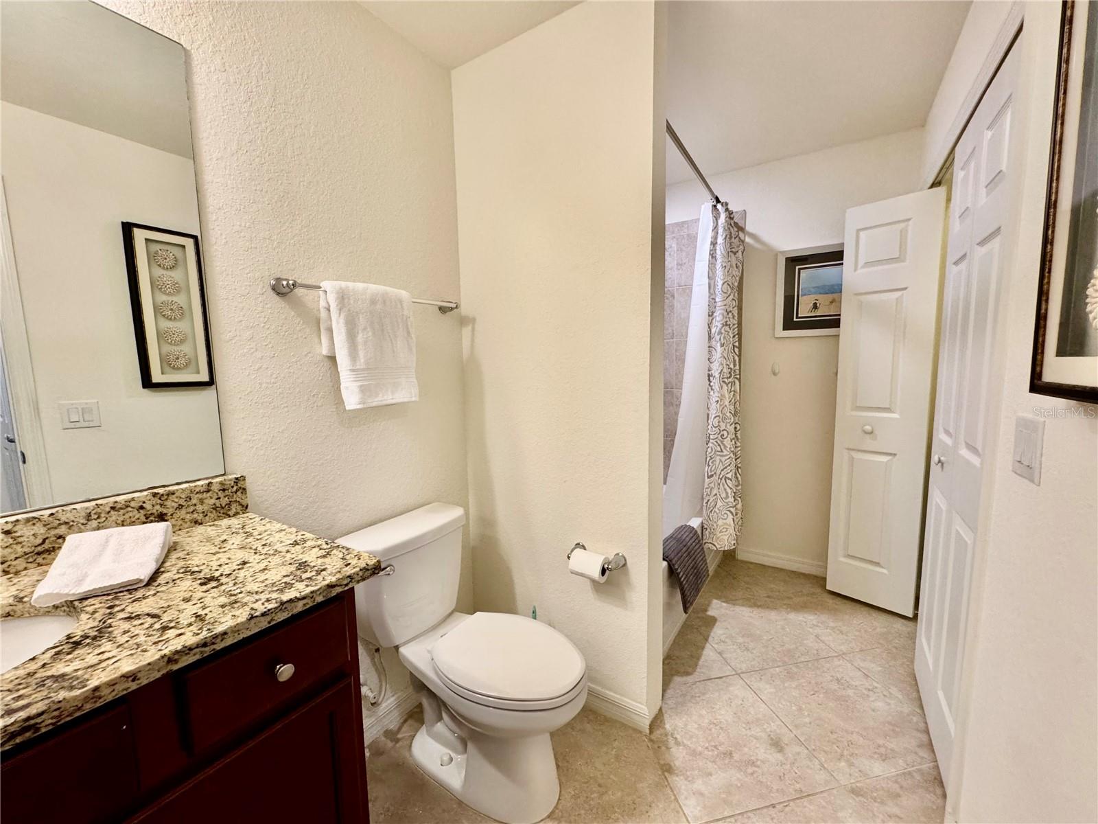 Image 31 of 70 For 16706 Vardon Terrace 104