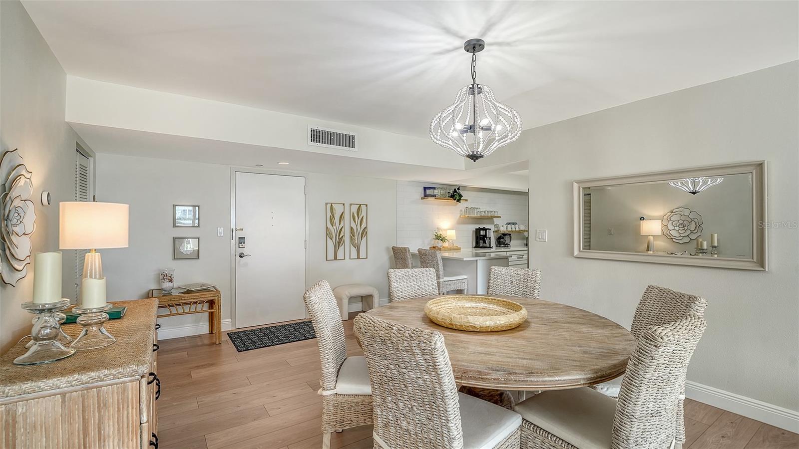 Image 8 of 43 For 1055 Peppertree Drive 106aa